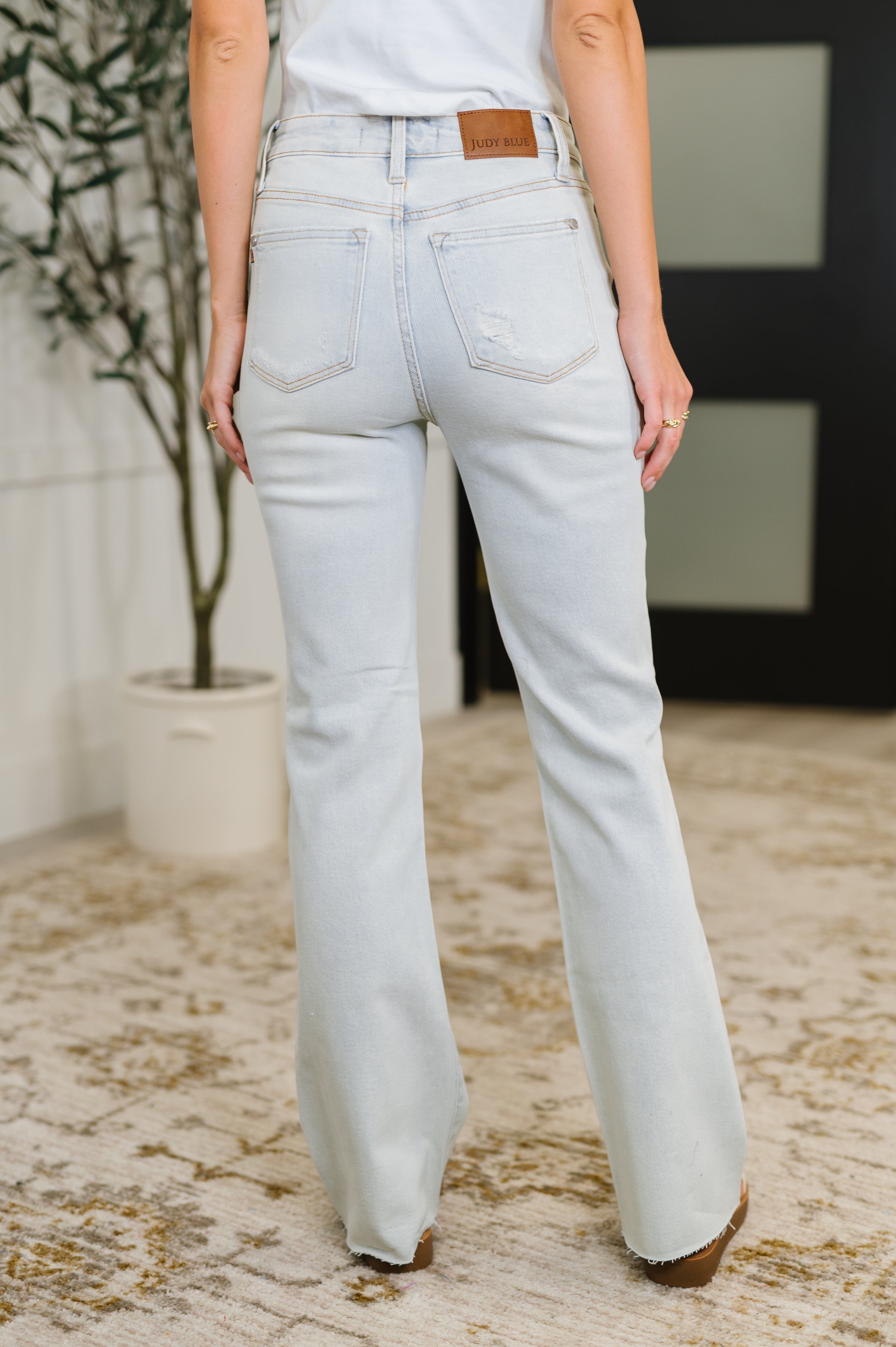 Alyse Mid Rise Destroy & Fray Hem Bootcut