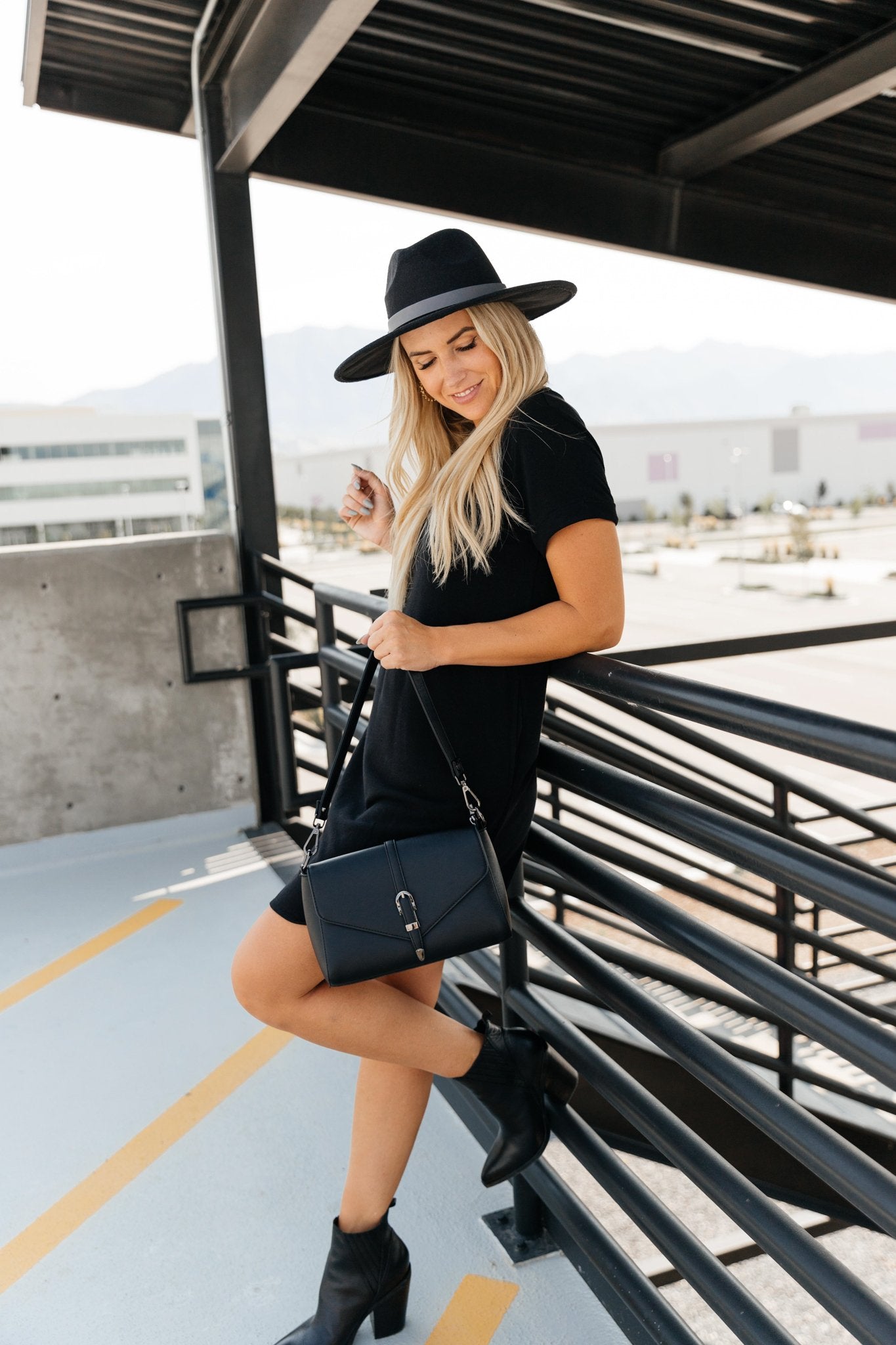 Midsummer Dream Dress in Black