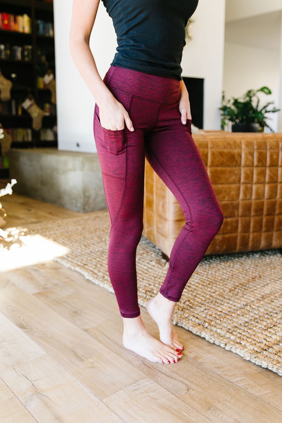 Tadasana Two-Tone Leggings In Burgundy - 12/23/2019