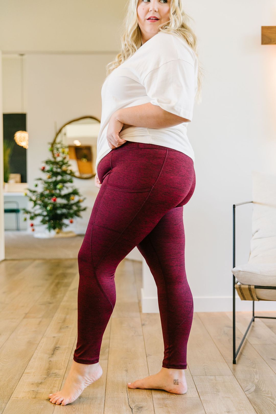 Tadasana Two-Tone Leggings In Burgundy - 12/23/2019