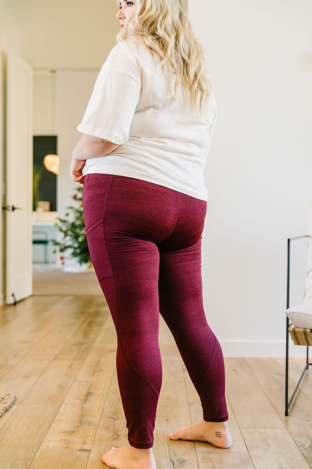 Tadasana Two-Tone Leggings In Burgundy - 12/23/2019