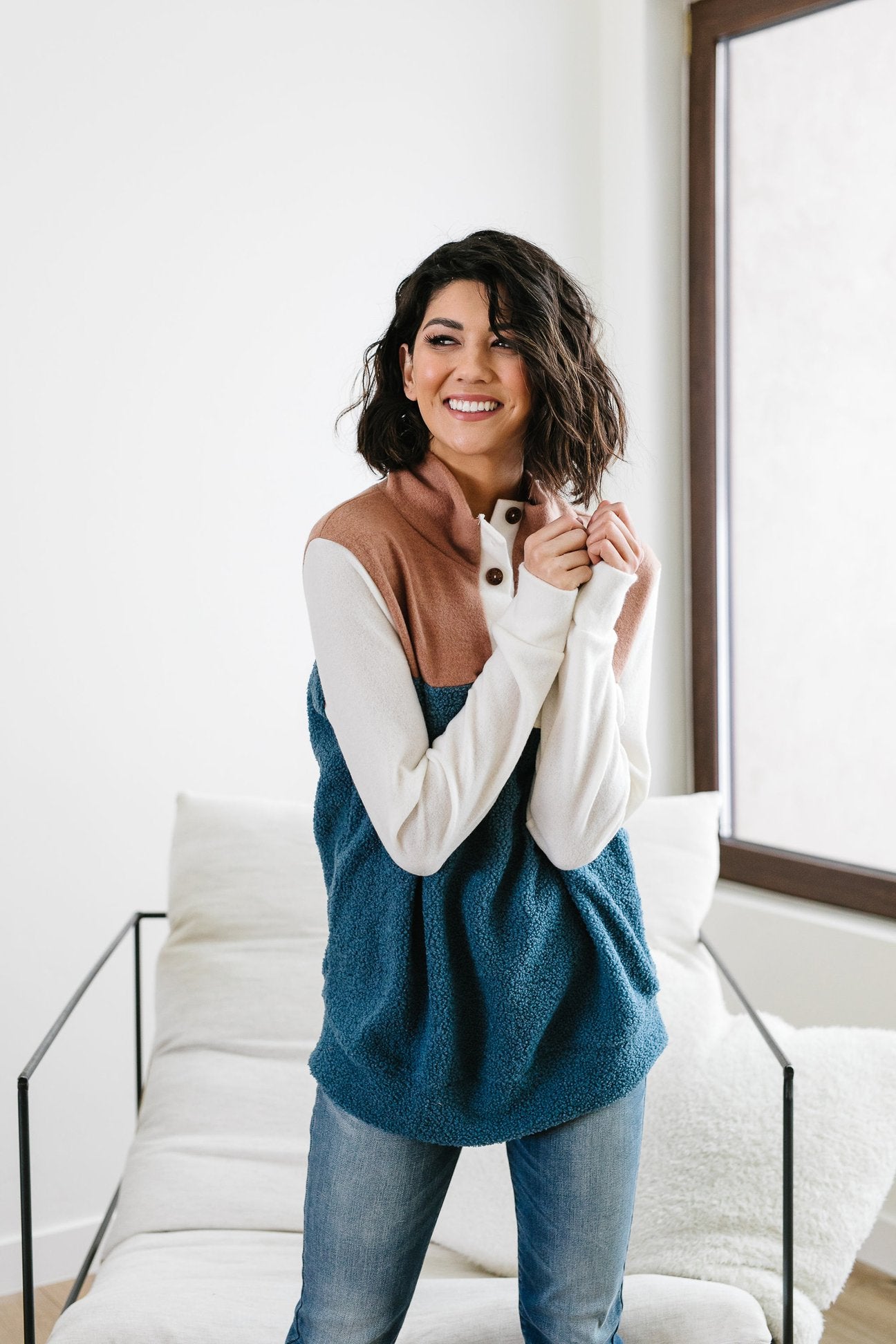 Brown Eyes Blue Pullover