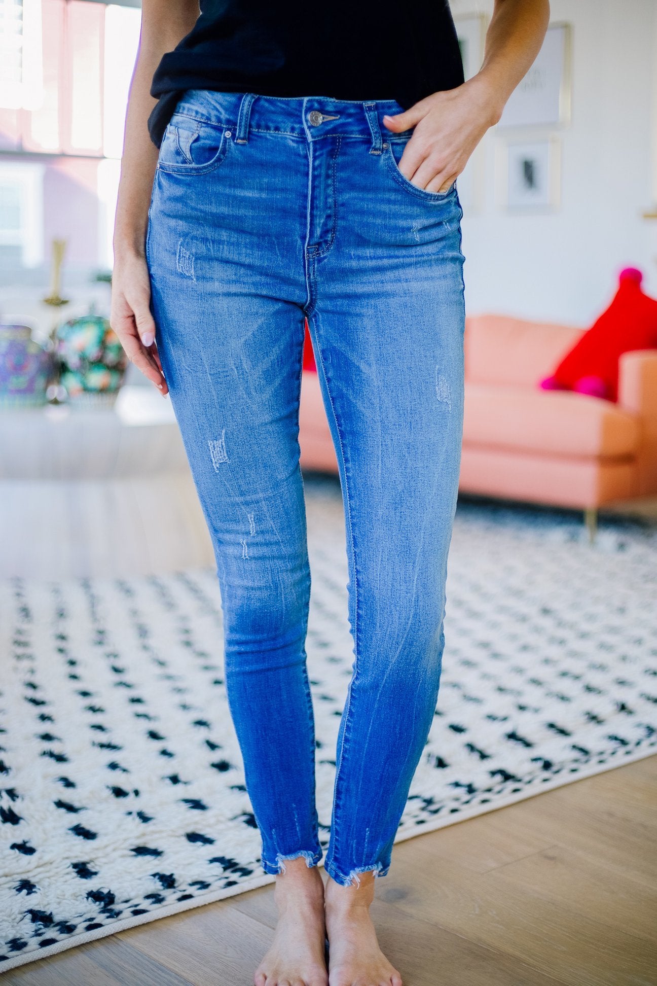 Back Yoke Skinny Jeans