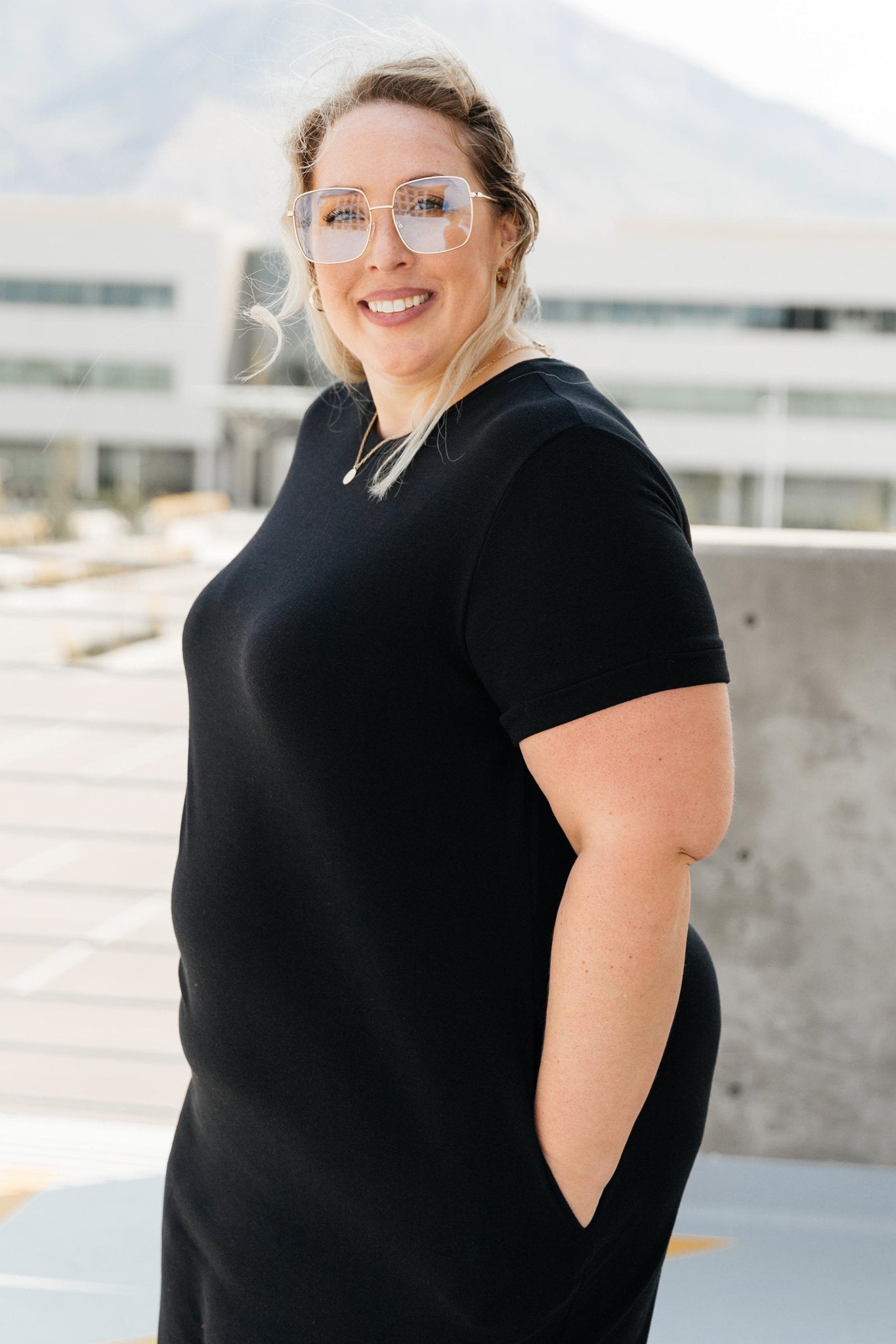 Midsummer Dream Dress in Black