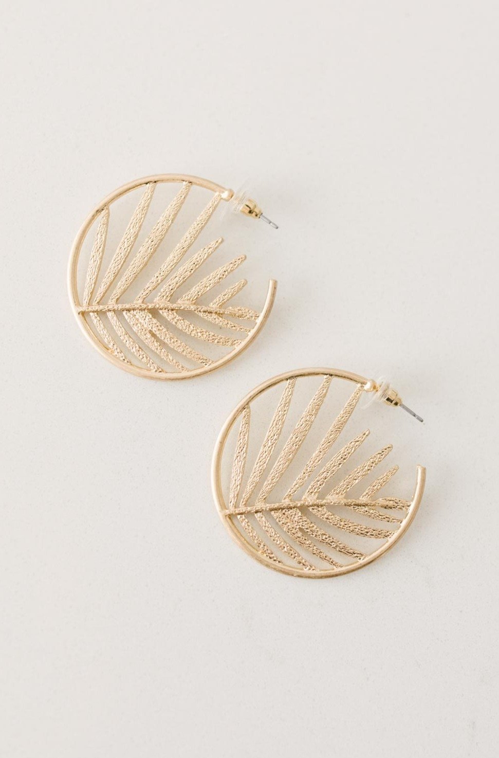 Details Matter Palm Earring