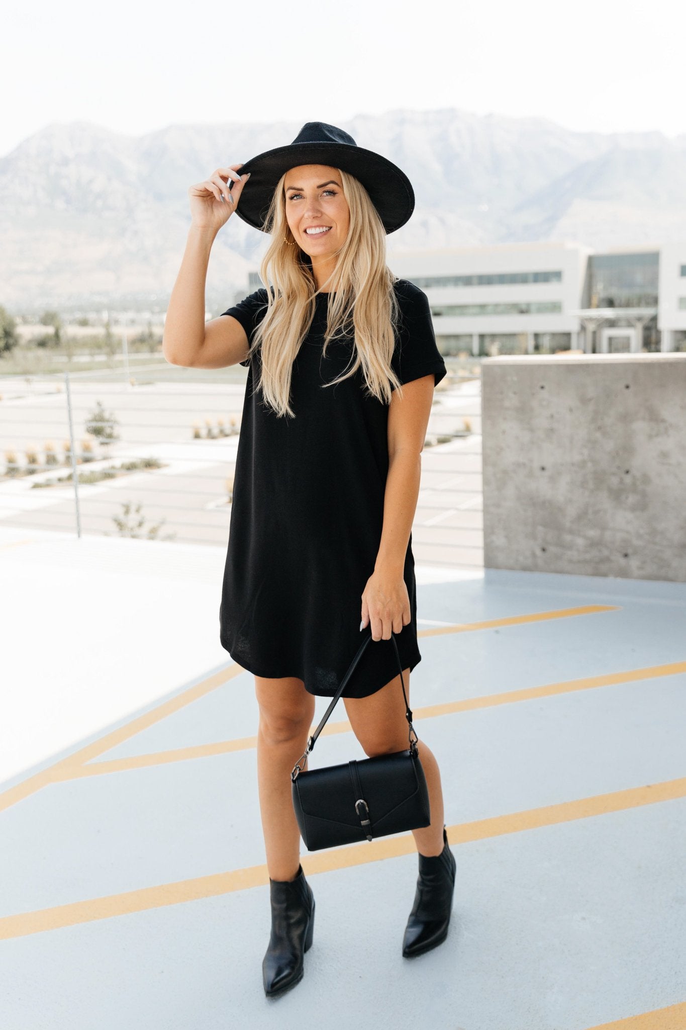 Midsummer Dream Dress in Black