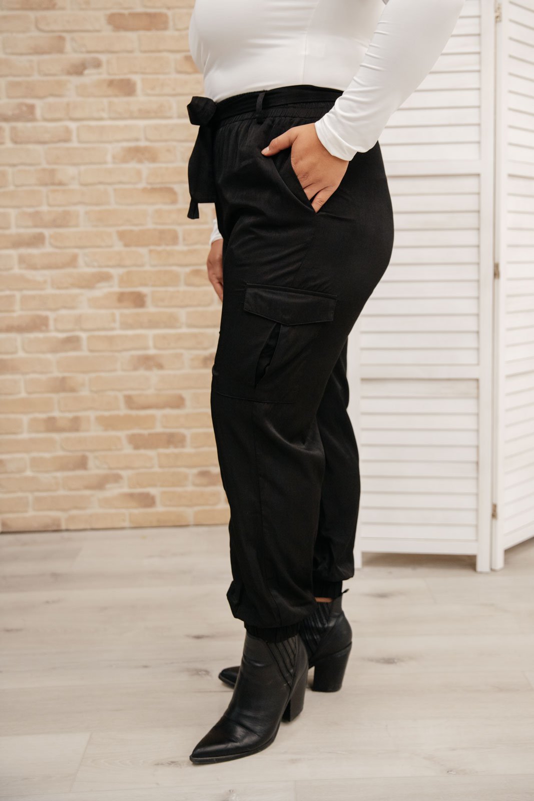Bow On Top Pants