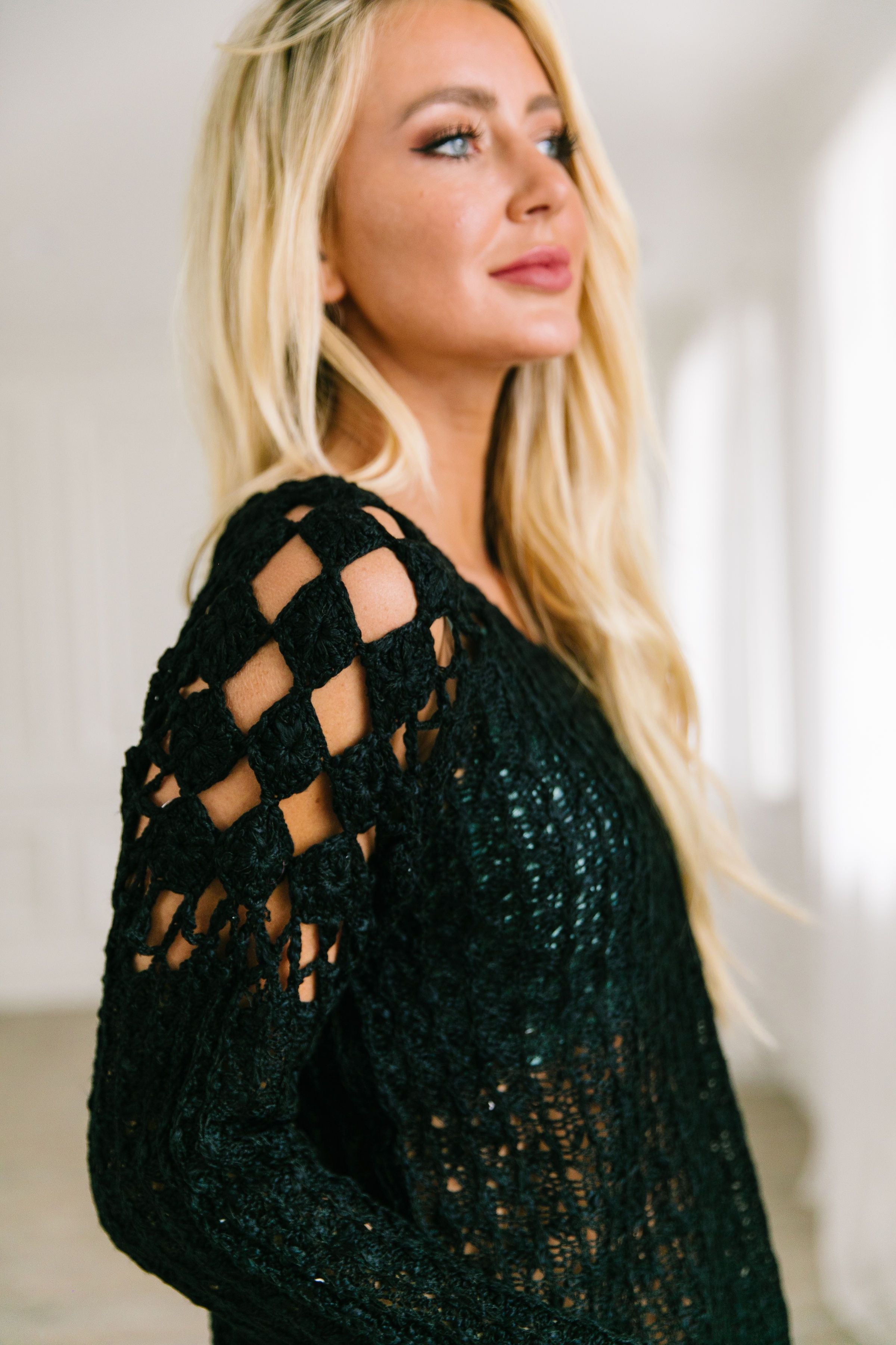 Cut Above Diamond Crochet Sweater In Black