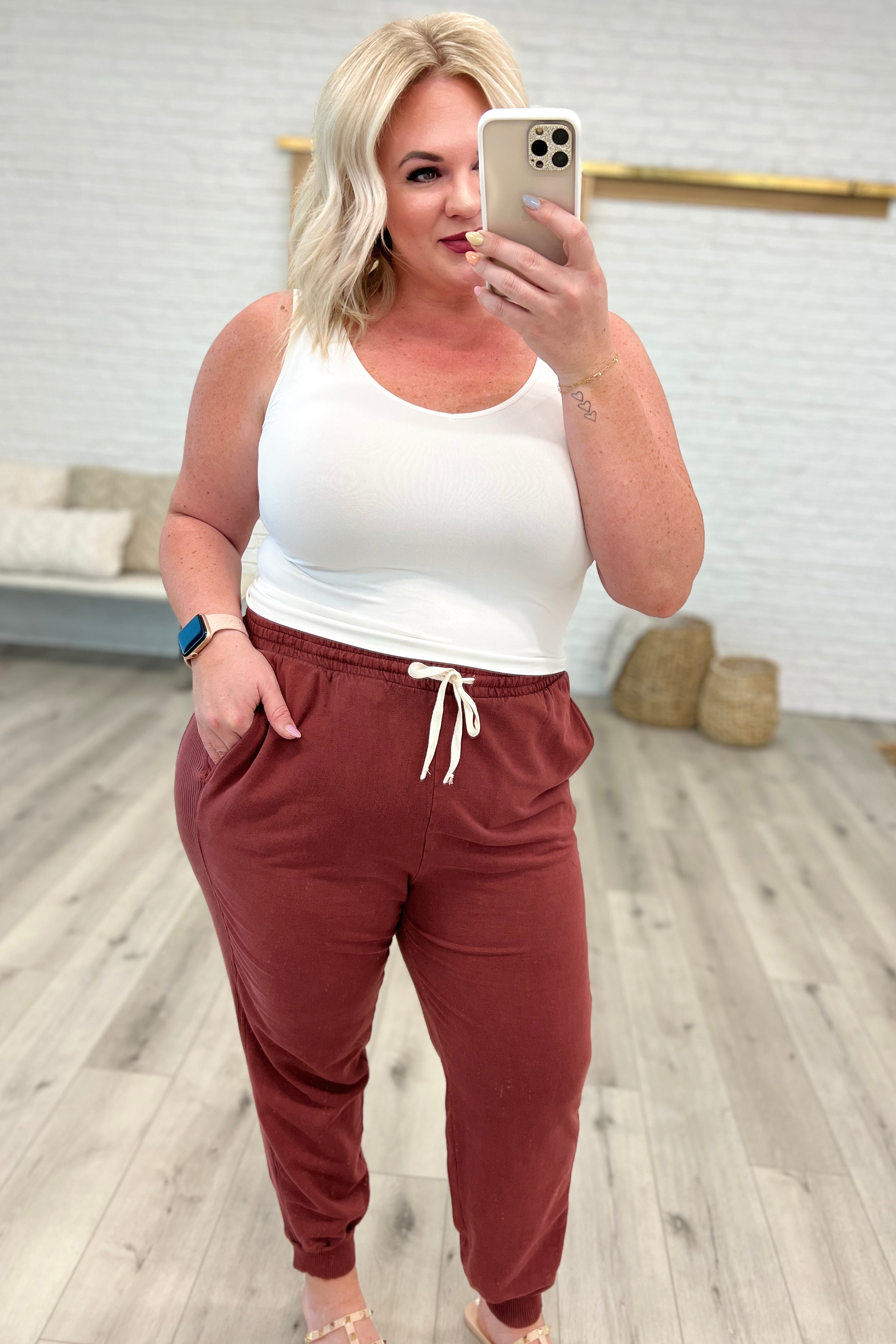 Unconditional Comfort Joggers in Dark Rust