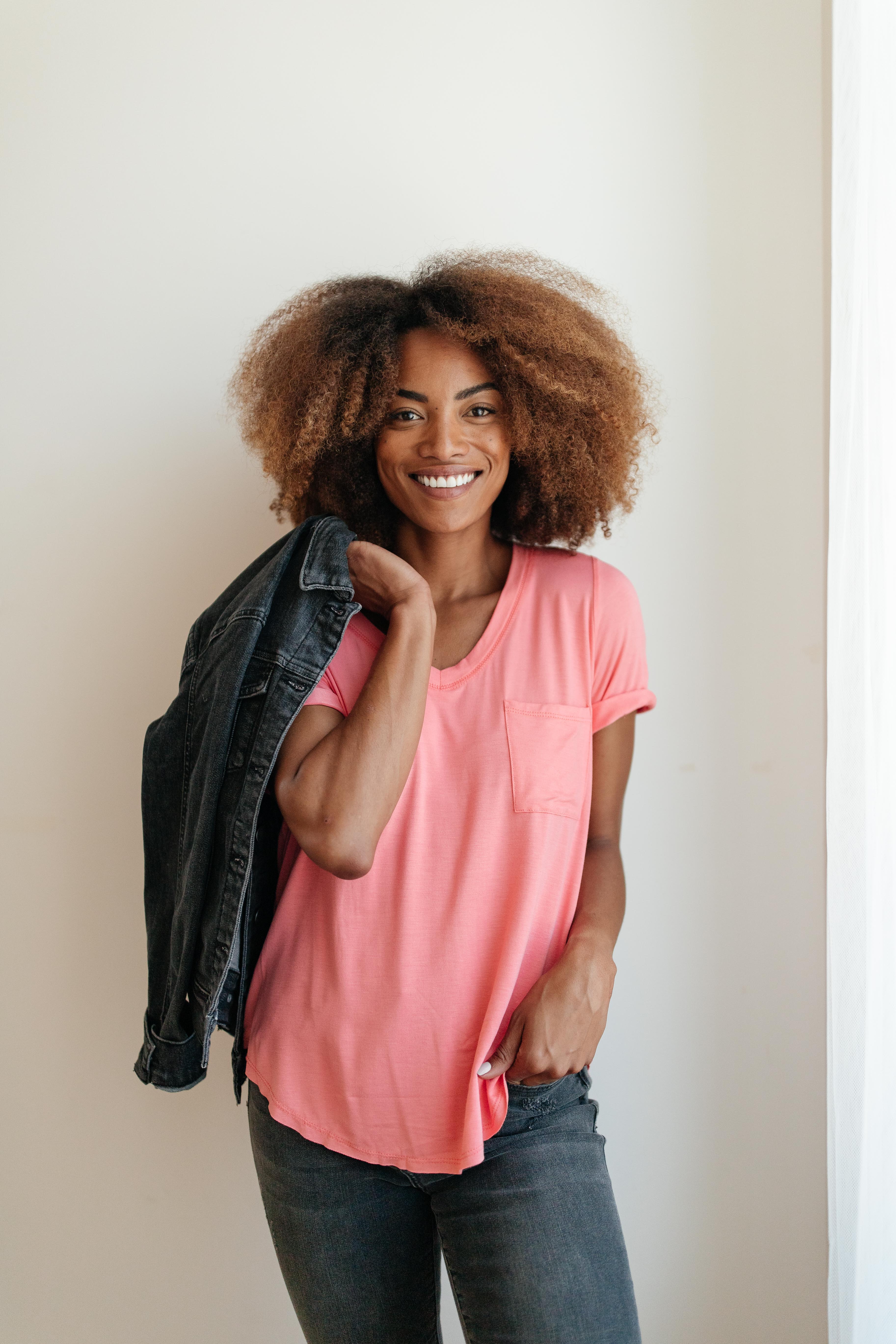 Essential V-Neck Tee In Pink