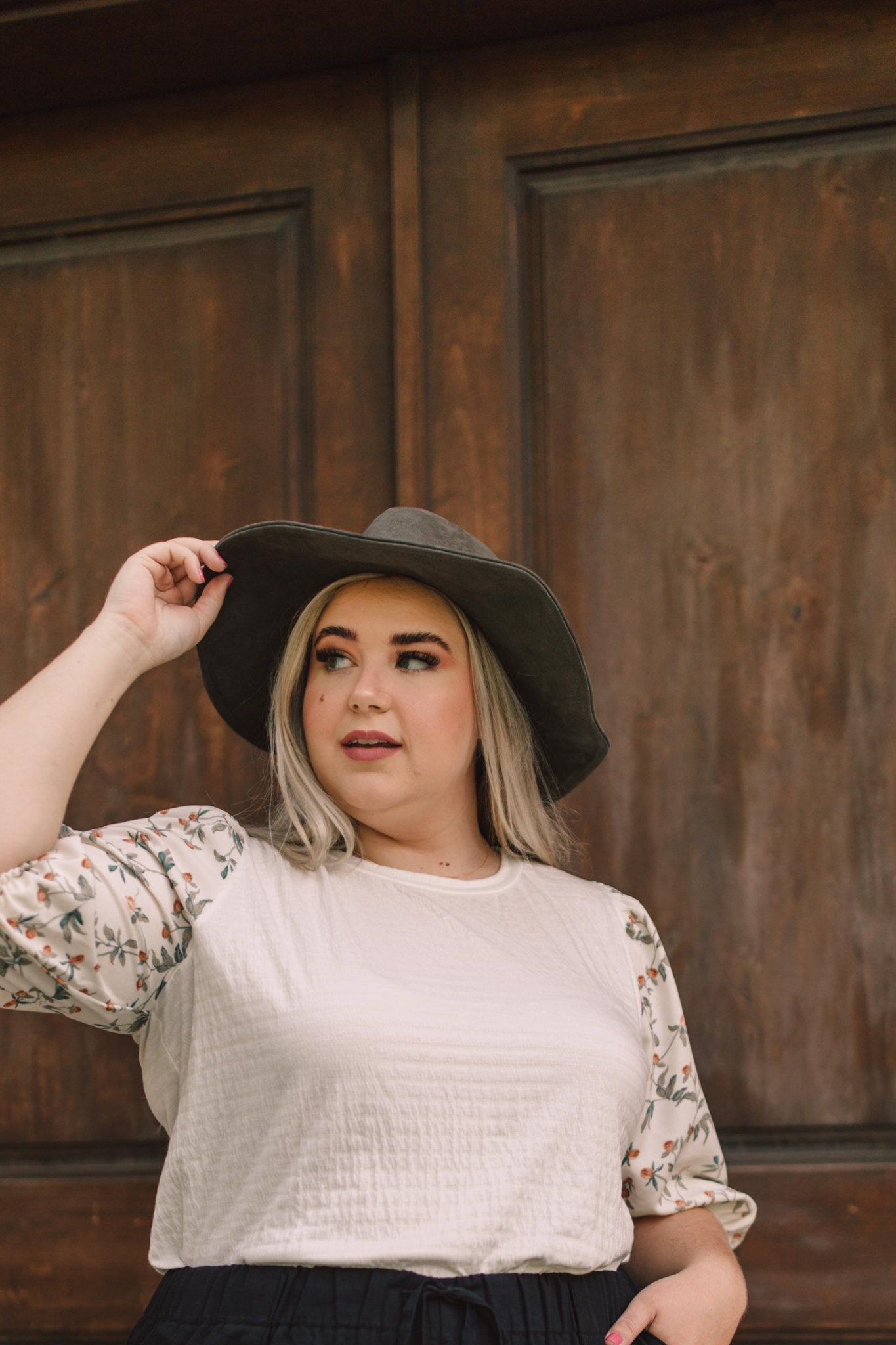 Suede In The Shade Hat In Olive