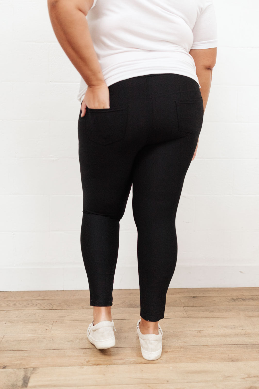 She Can't Be Stopped Leggings