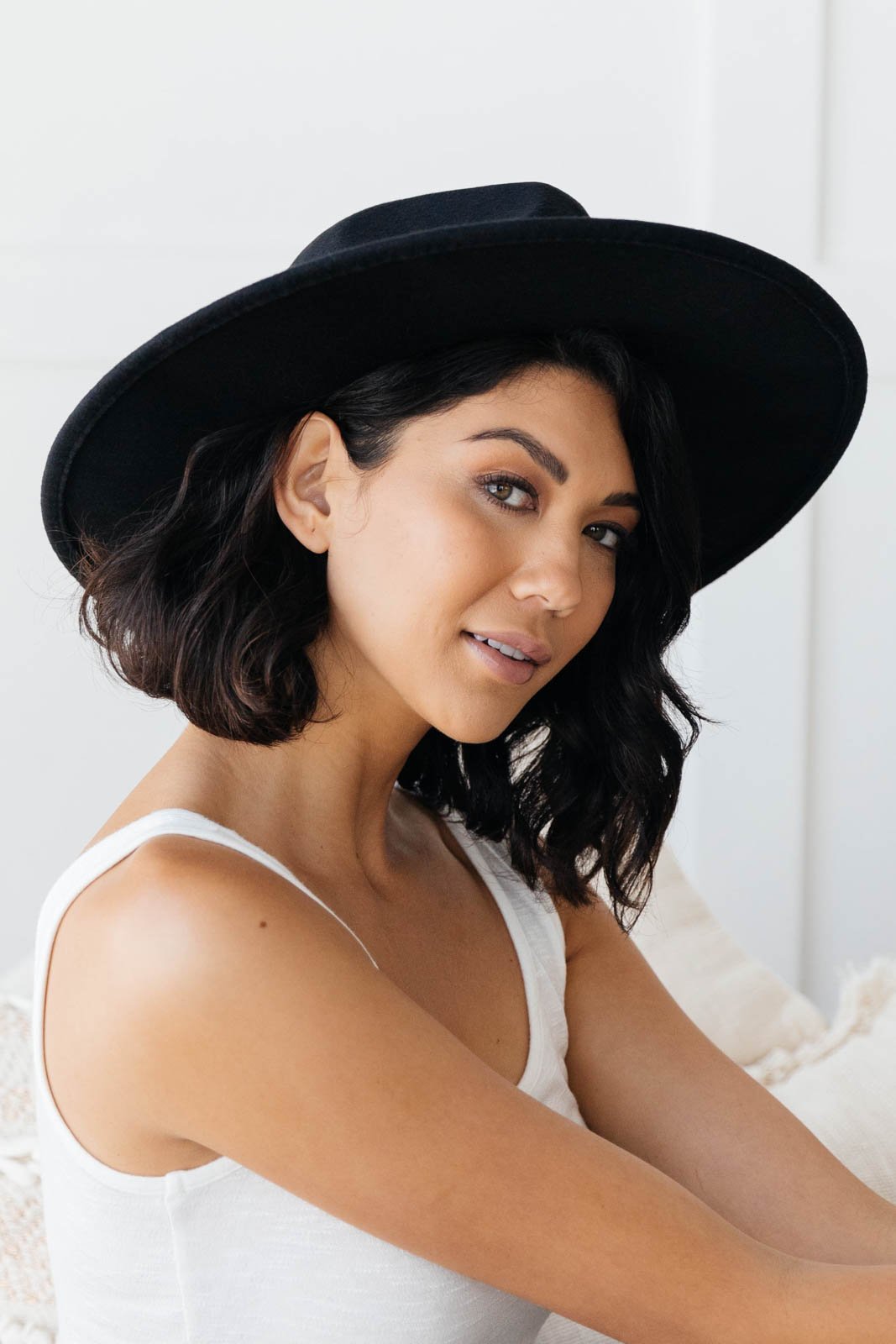 Sun's Out Hat in Black