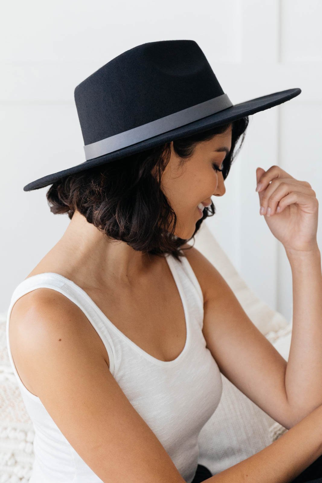 Sun's Out Hat in Black