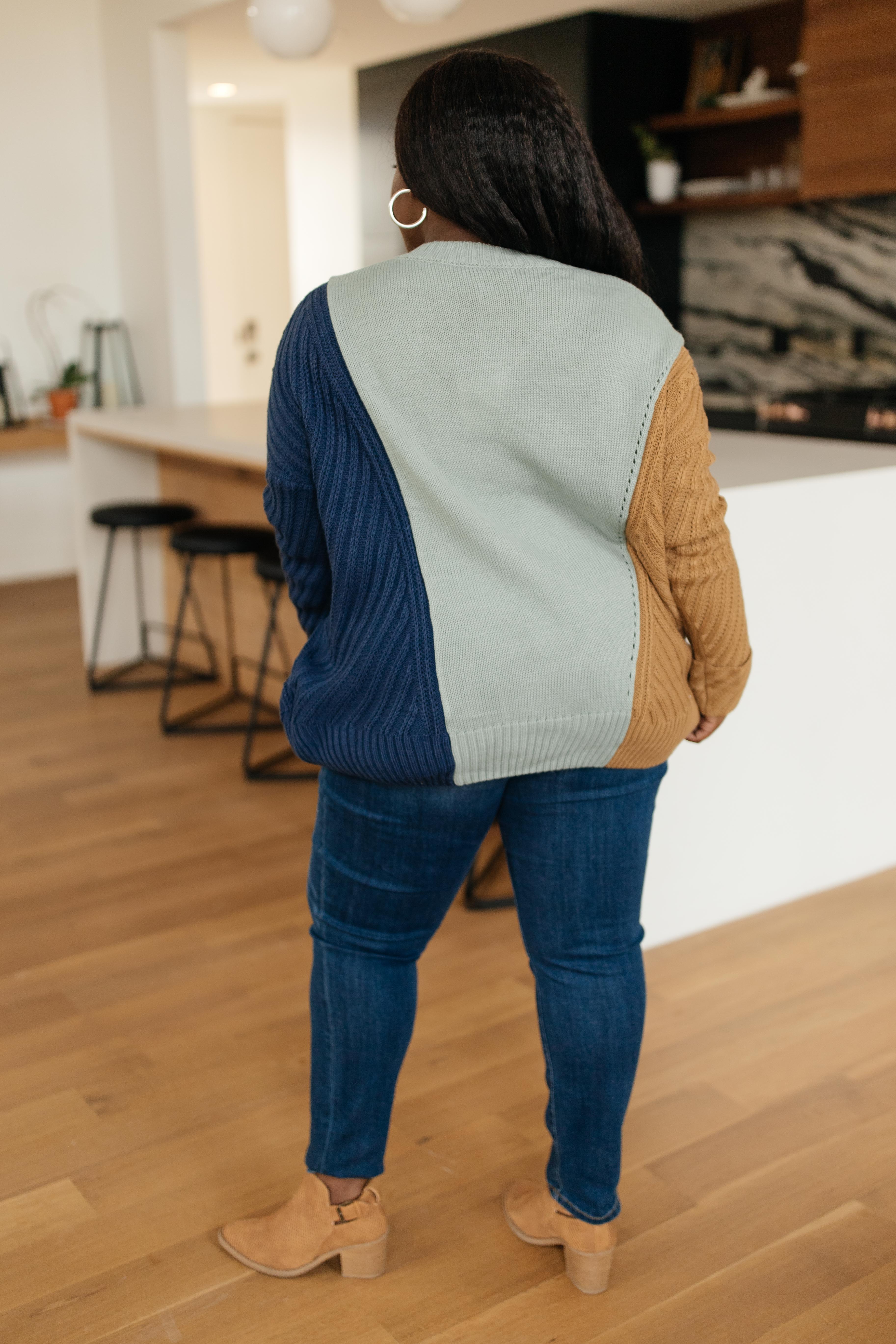 A Sweater With Colors in Mint