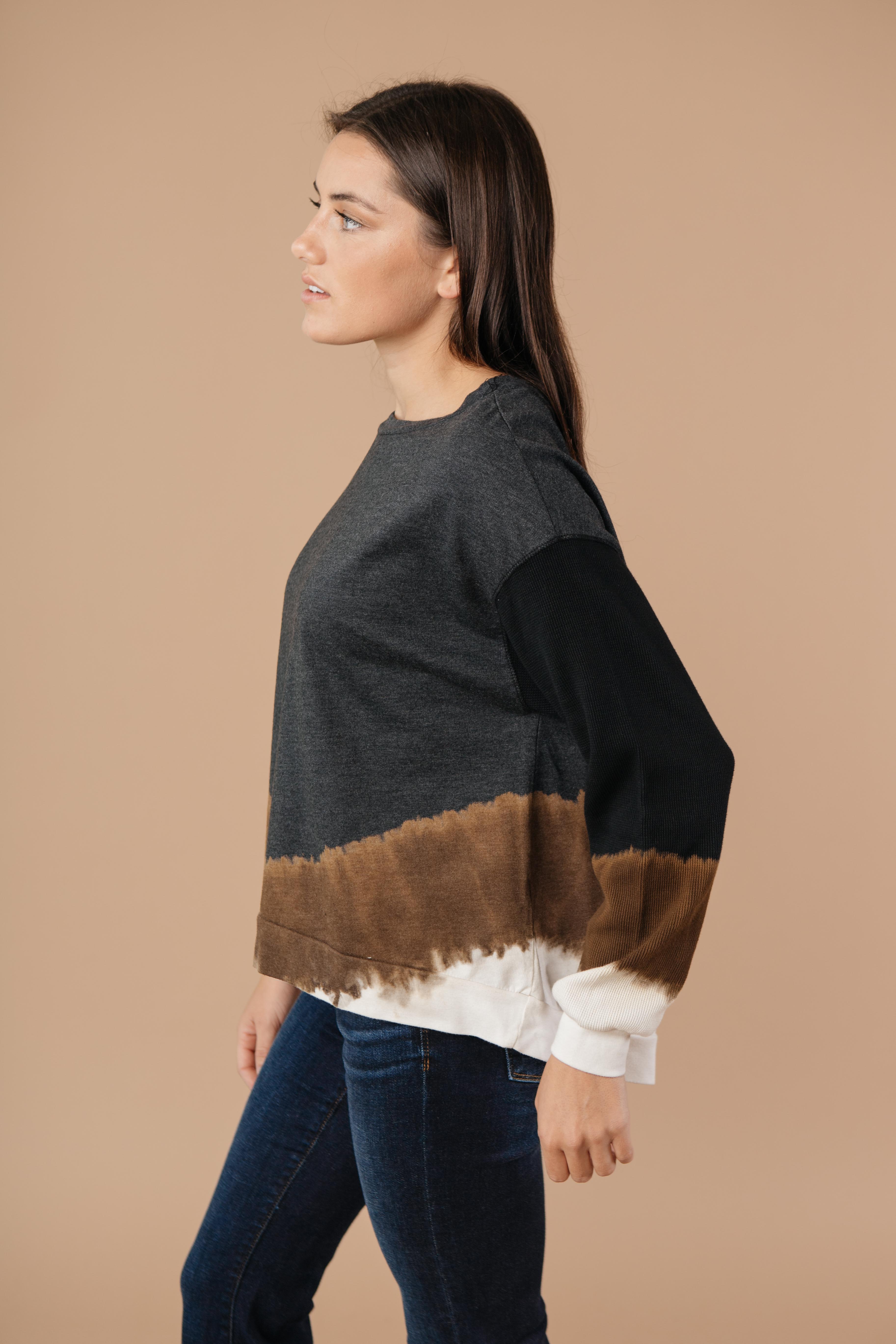 Tie Dye Chevron Pullover In Black