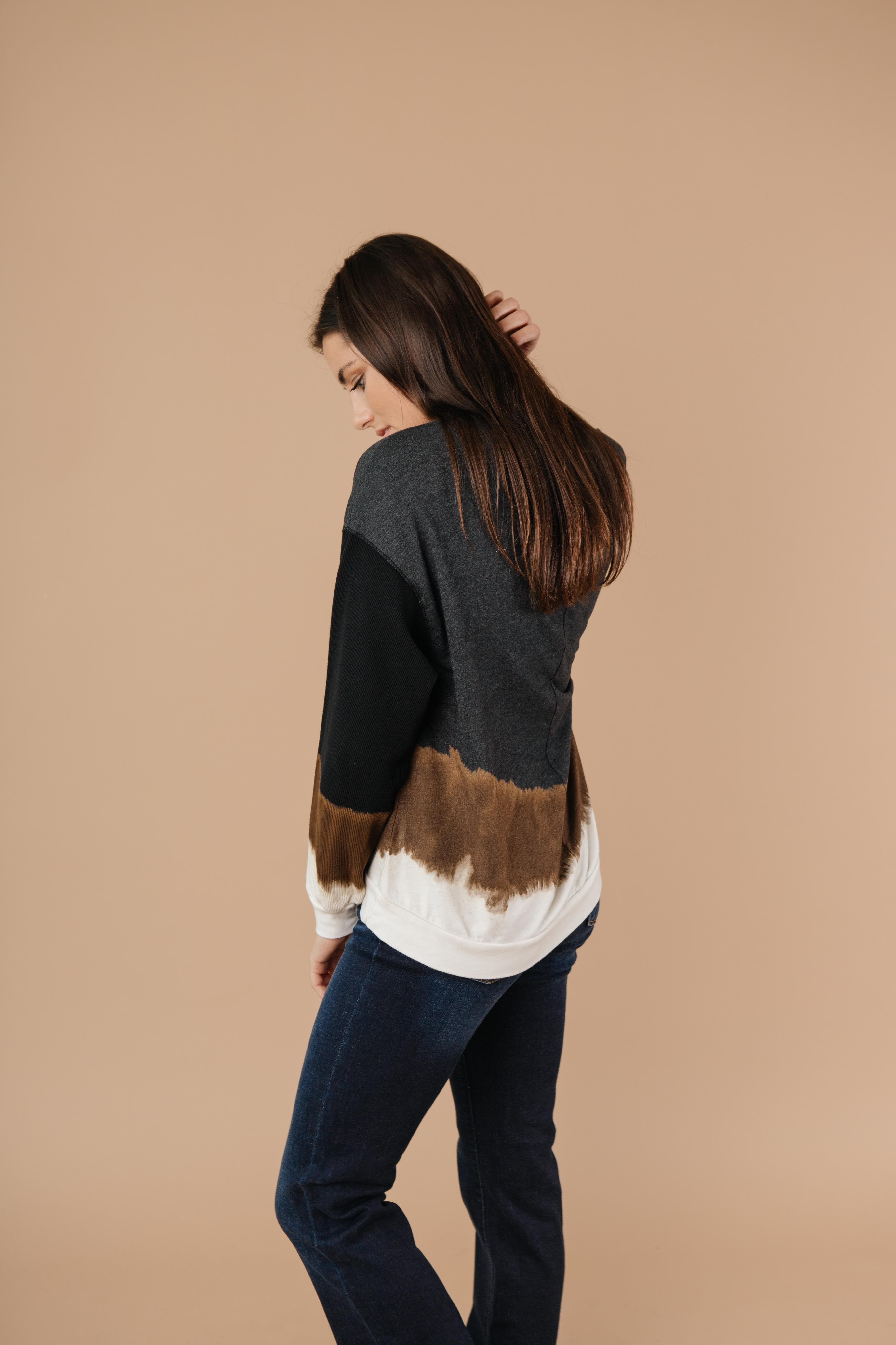 Tie Dye Chevron Pullover In Black