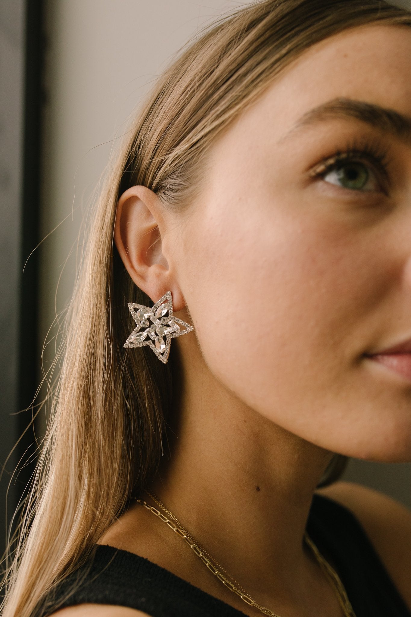 Tree Topper Star Earrings in Silver