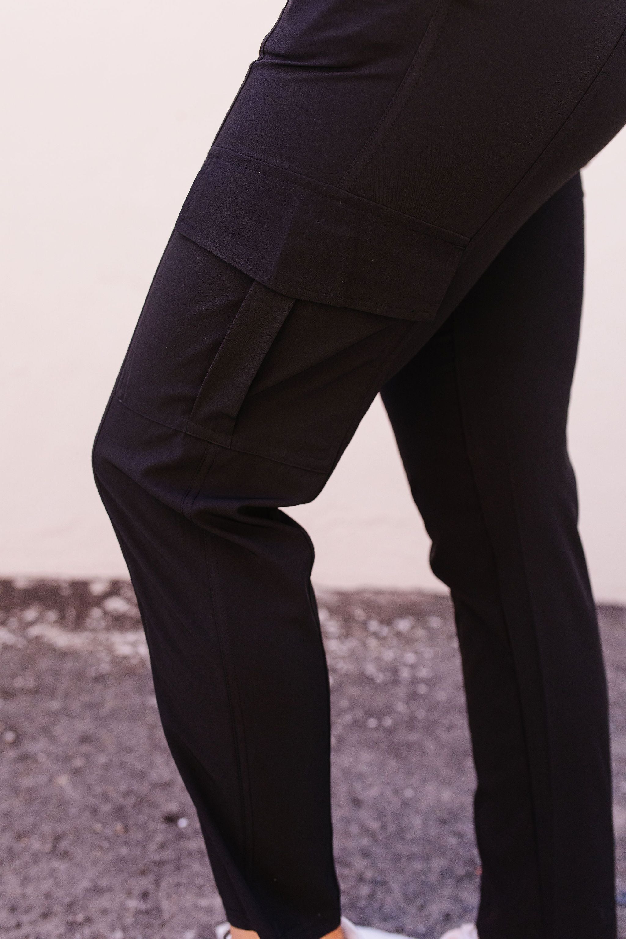 Athleisure Cargo Joggers In Black