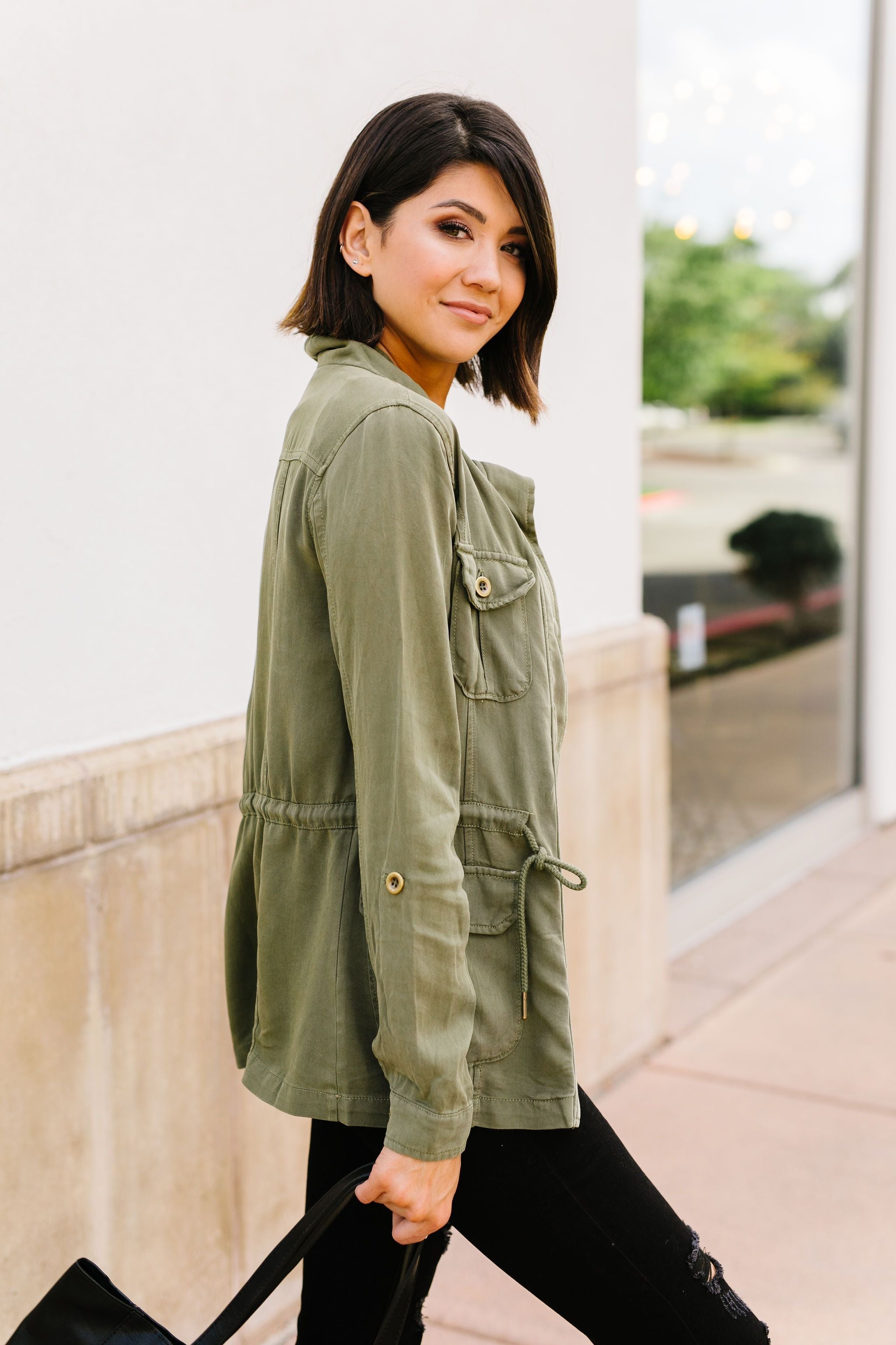 Atlas Tencel Anorak In Olive - 9/26/2019