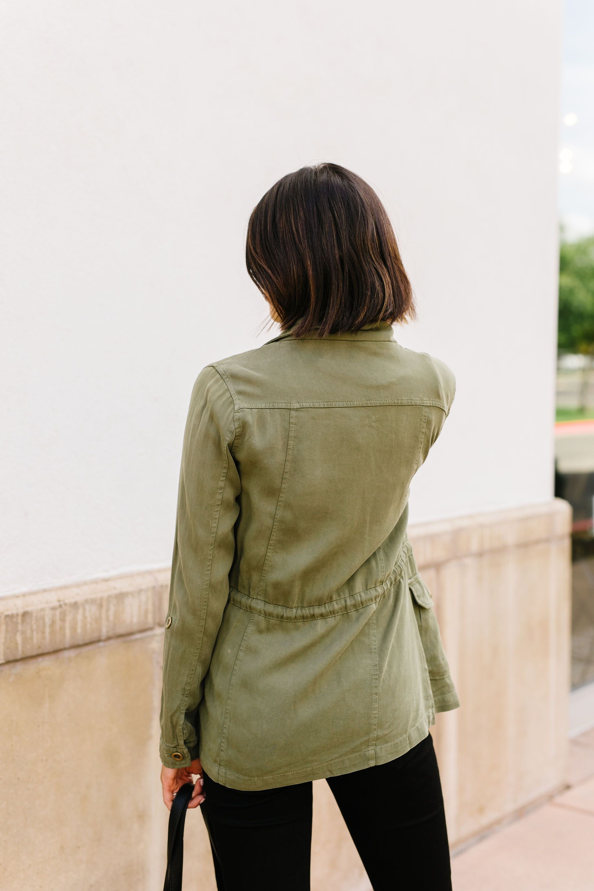 Atlas Tencel Anorak In Olive - 9/26/2019
