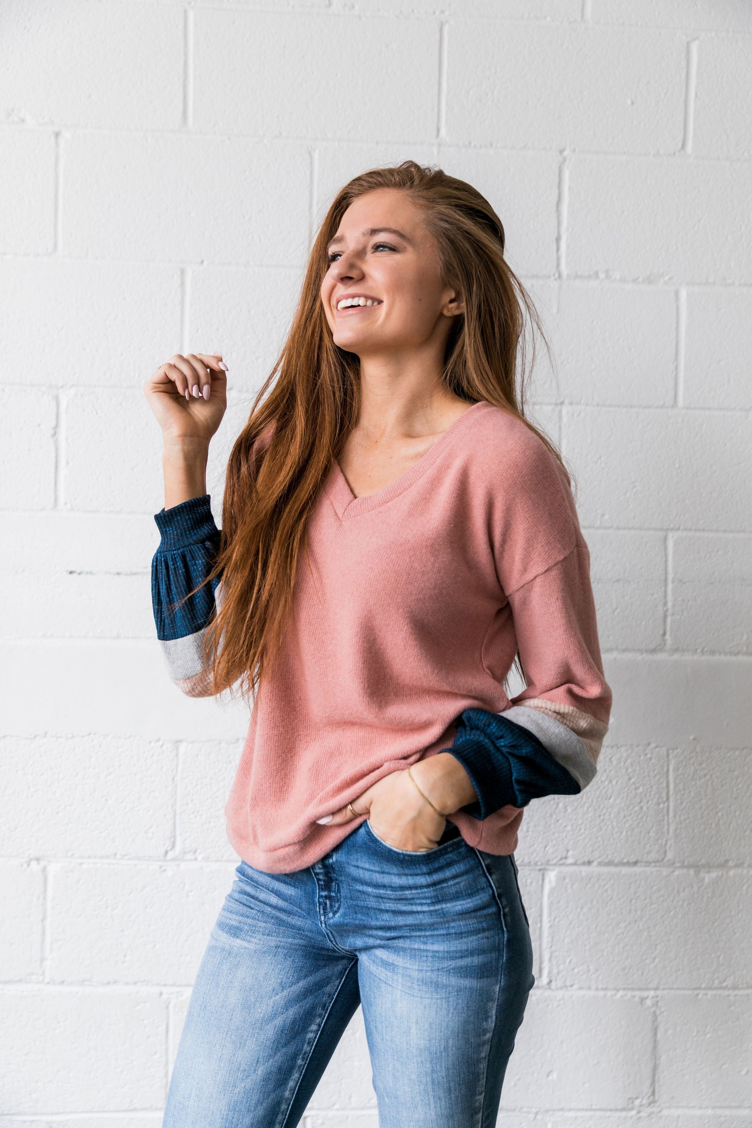 Bethany Ribbed V-Neck Sweatshirt