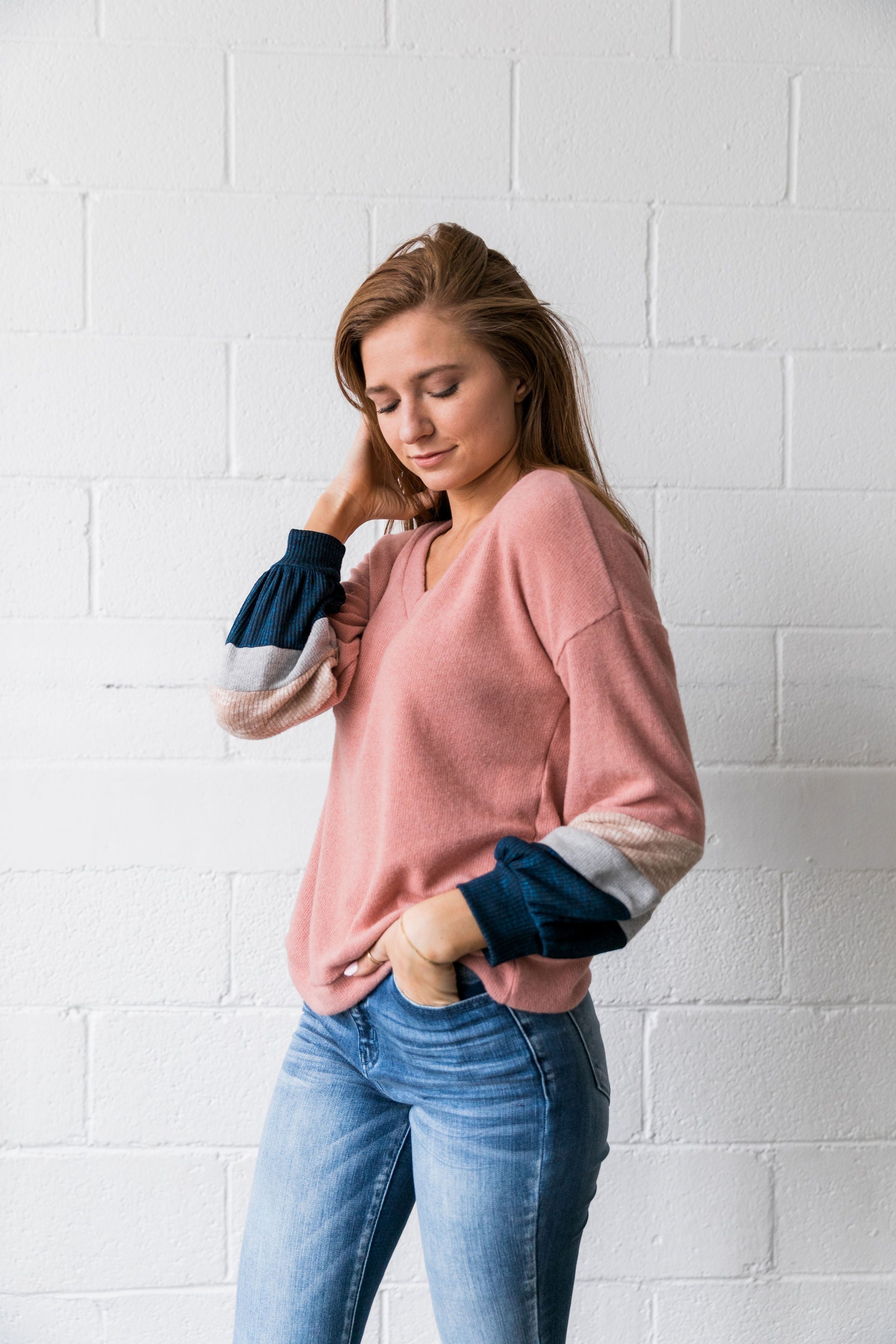 Bethany Ribbed V-Neck Sweatshirt