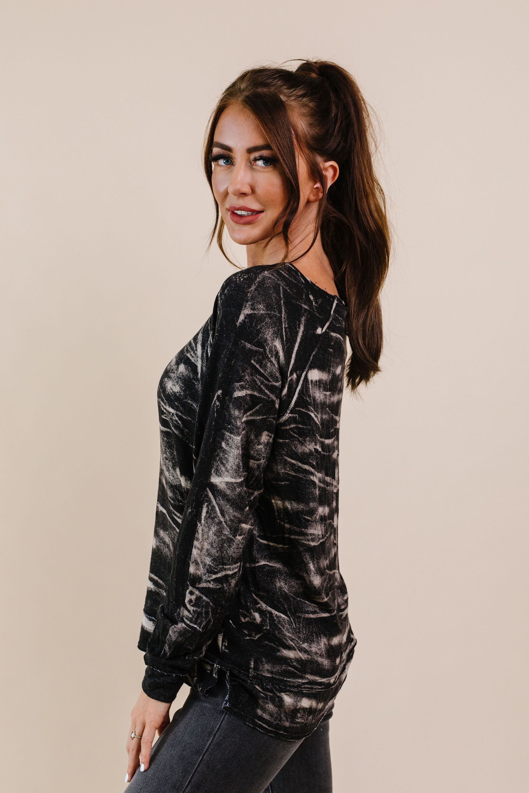 Black Cloud Tie Dye Pullover