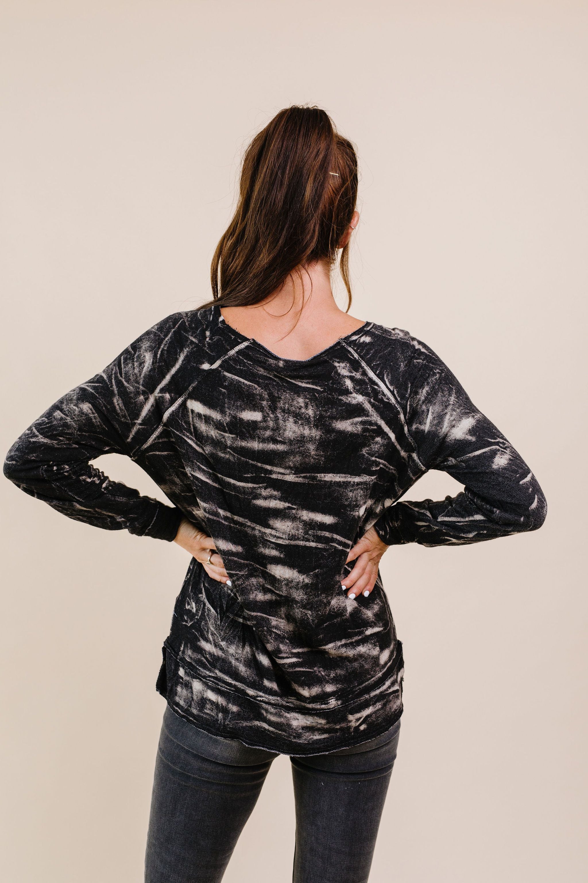 Black Cloud Tie Dye Pullover