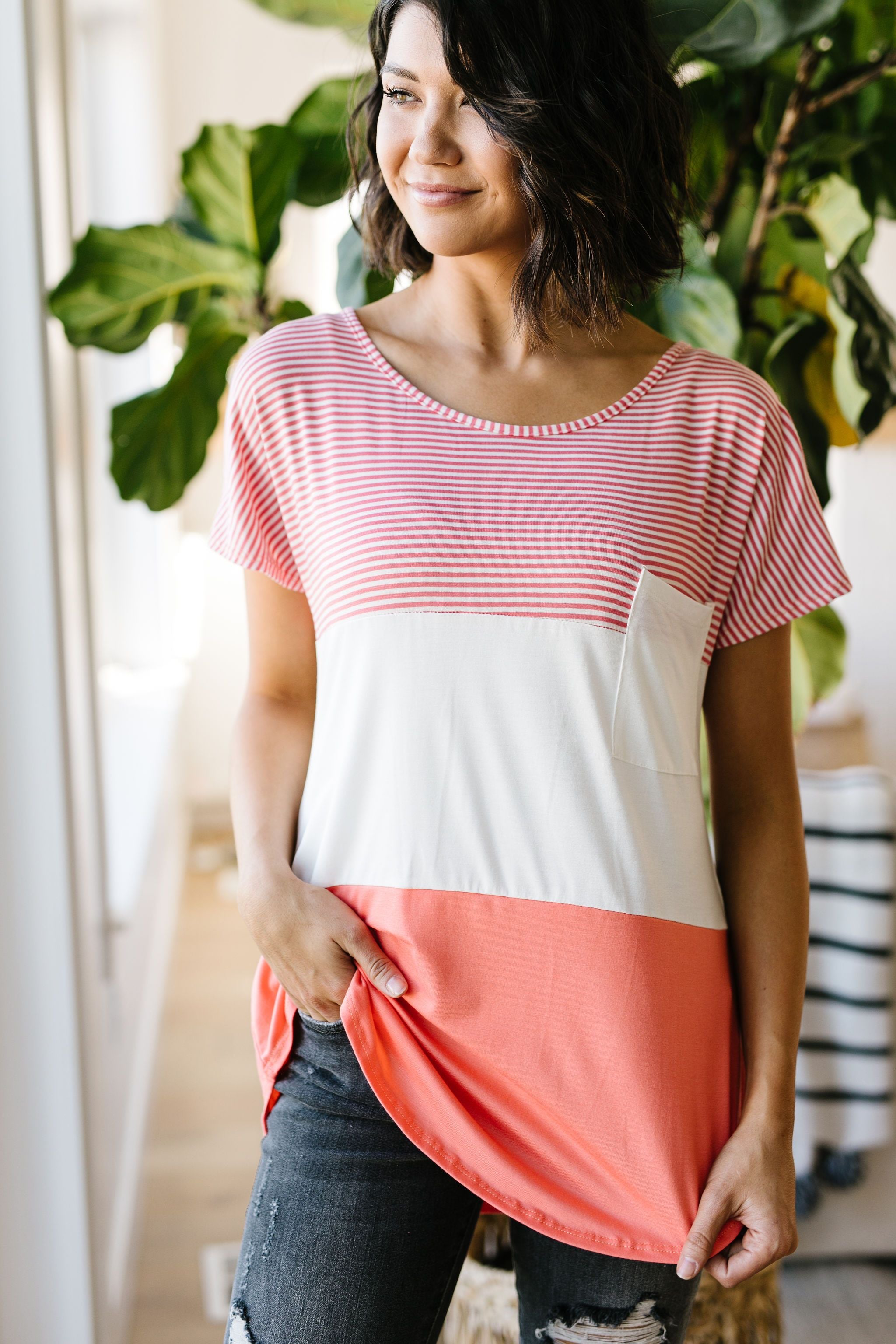 Block Party Top In Coral