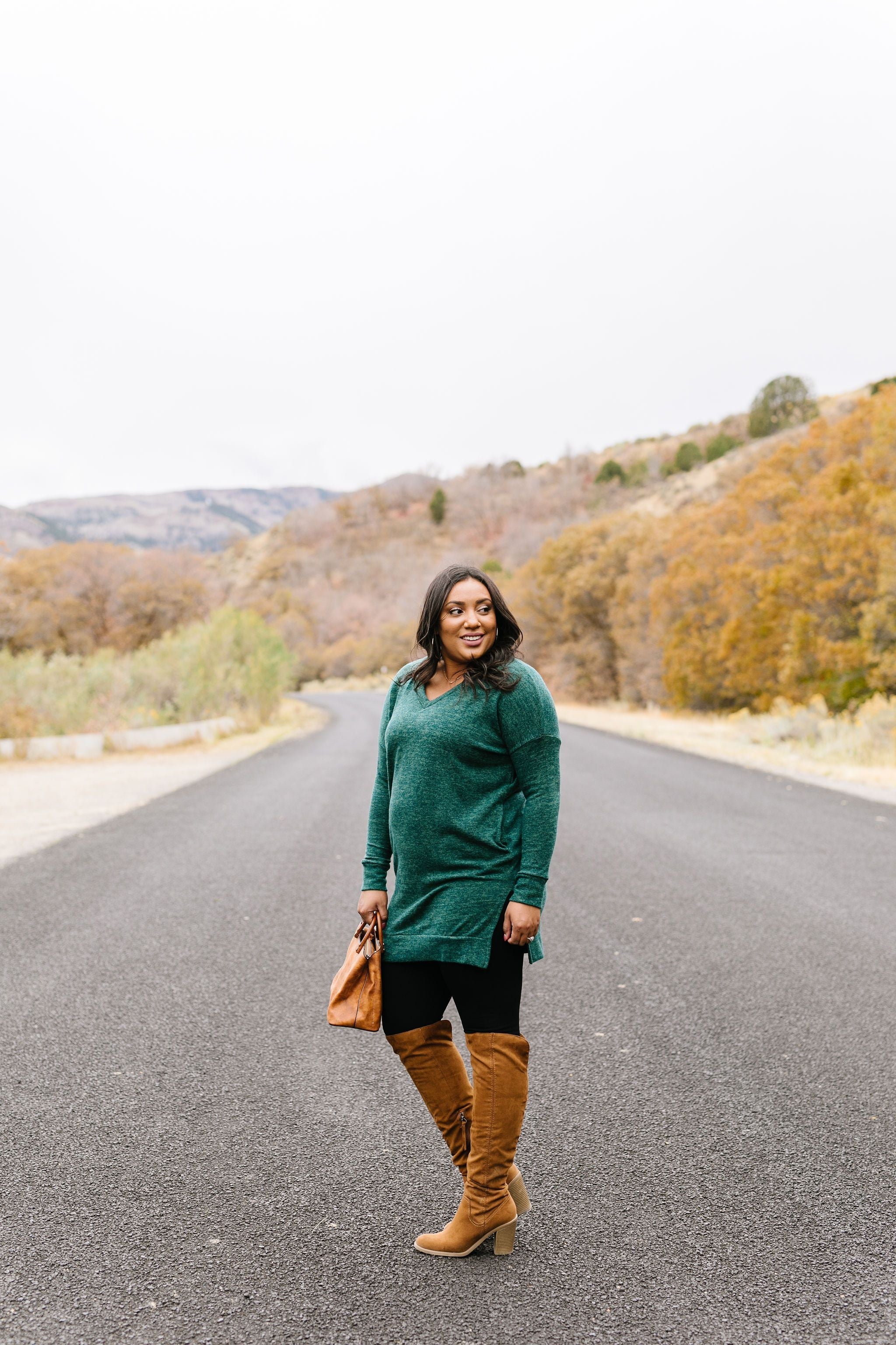 Brushed Melange V-Neck Sweater In Hunter Green