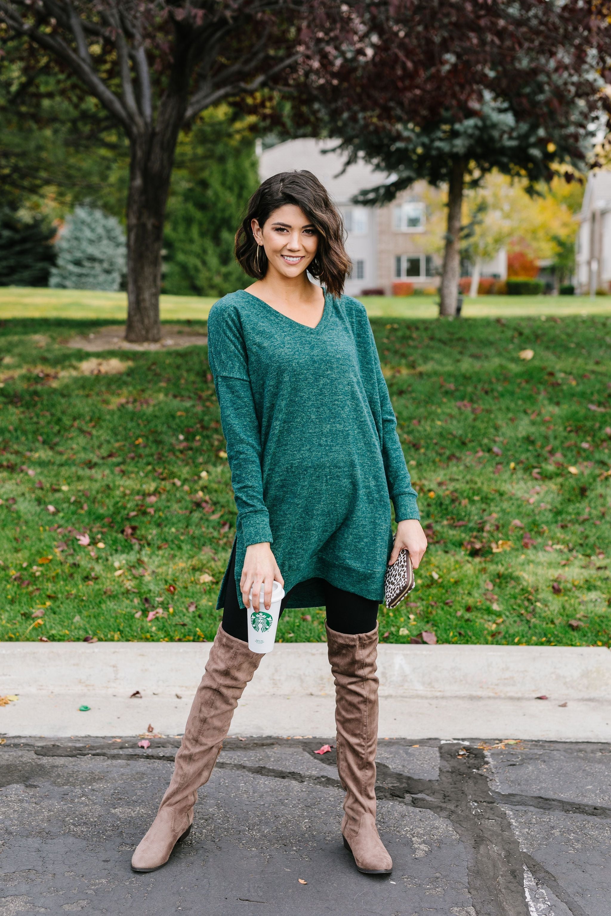 Brushed Melange V-Neck Sweater In Hunter Green