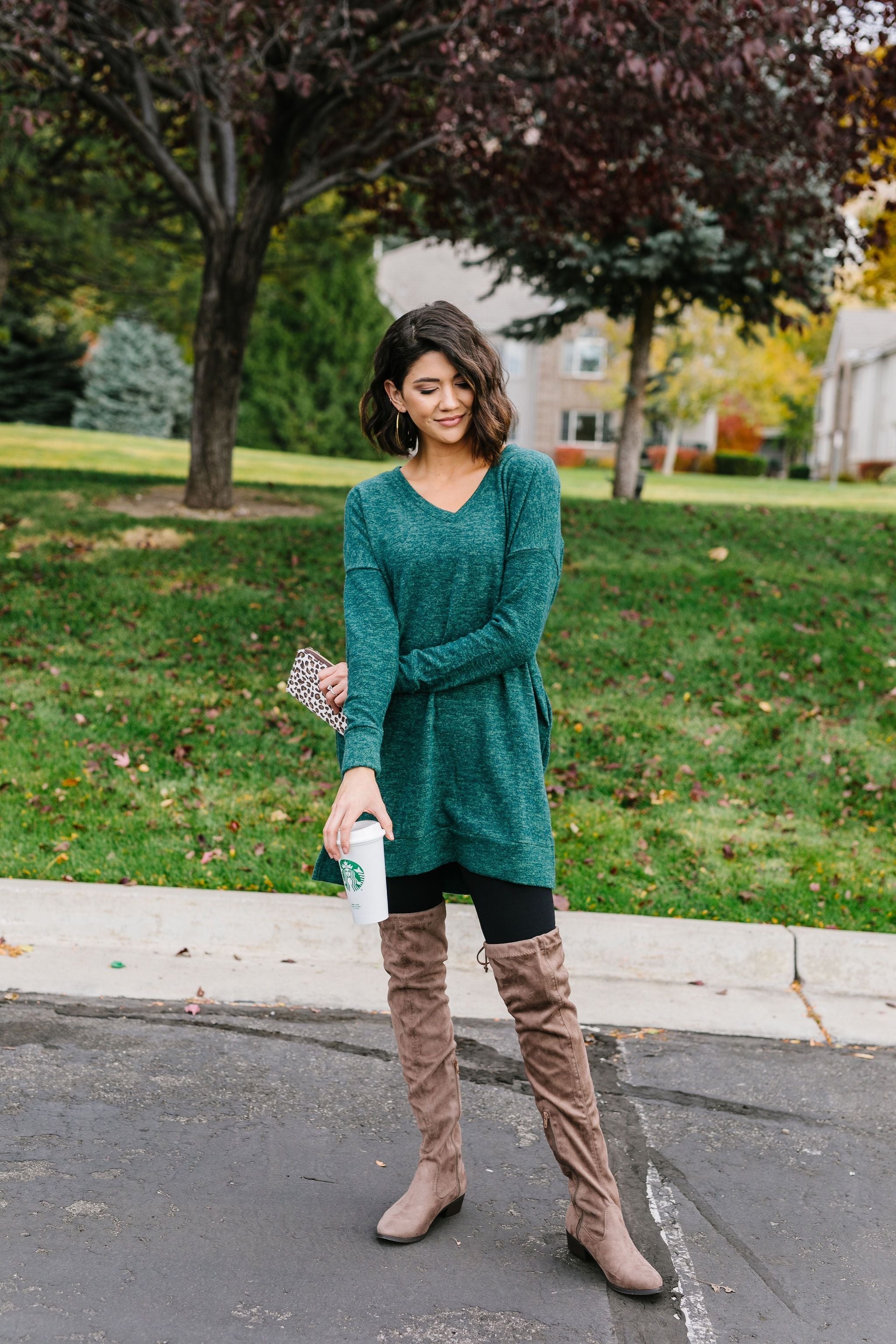 Brushed Melange V-Neck Sweater In Hunter Green