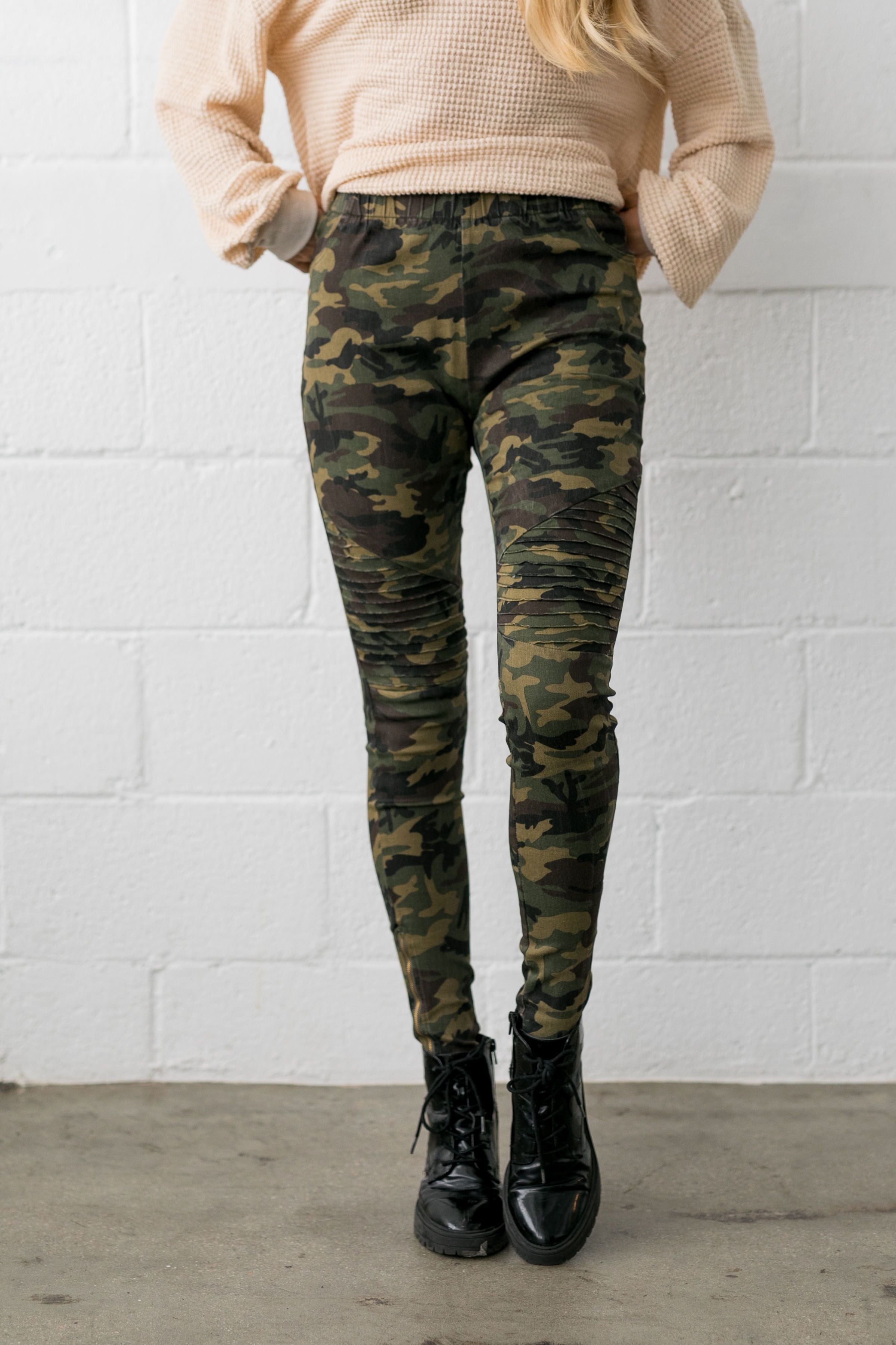 Can't Beat Camo Moto Pants