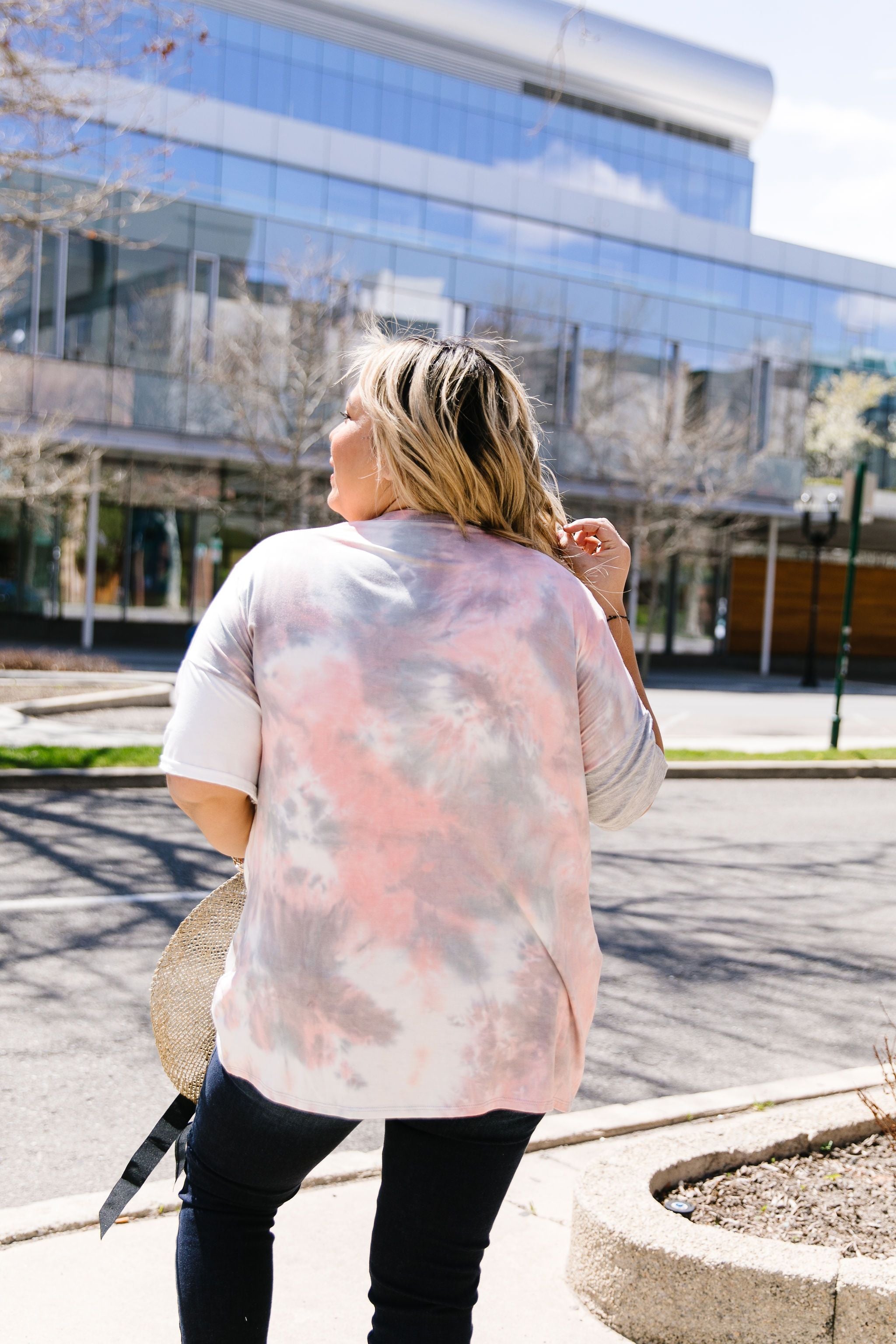 Cool Slice Of Tie Dye Top In Gray