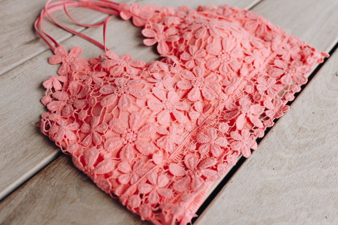 Daisy Delight Bralette In Coral