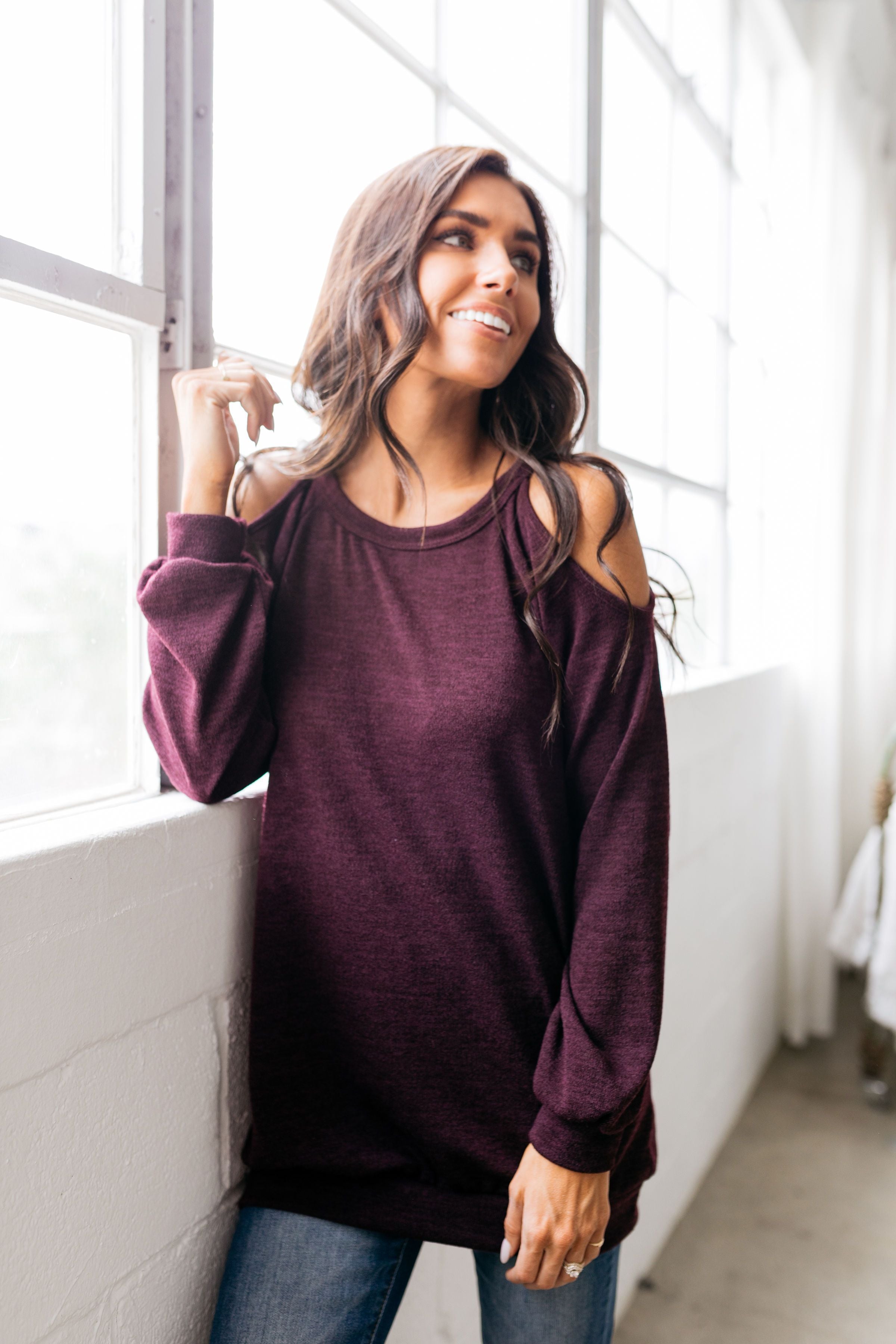 Dare To Bare Pocketed Top In Eggplant