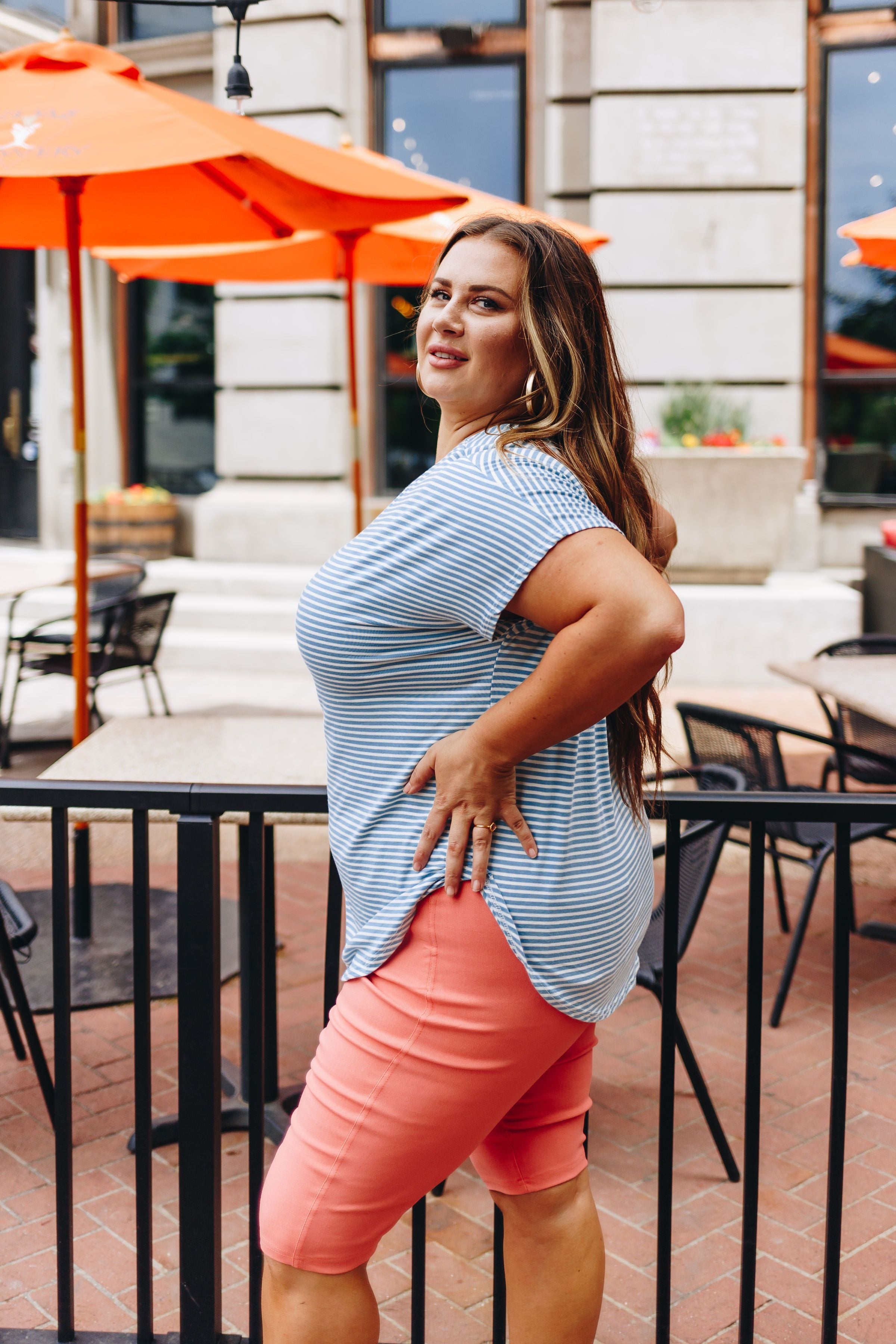 Everyday Colored Bermudas in Coral