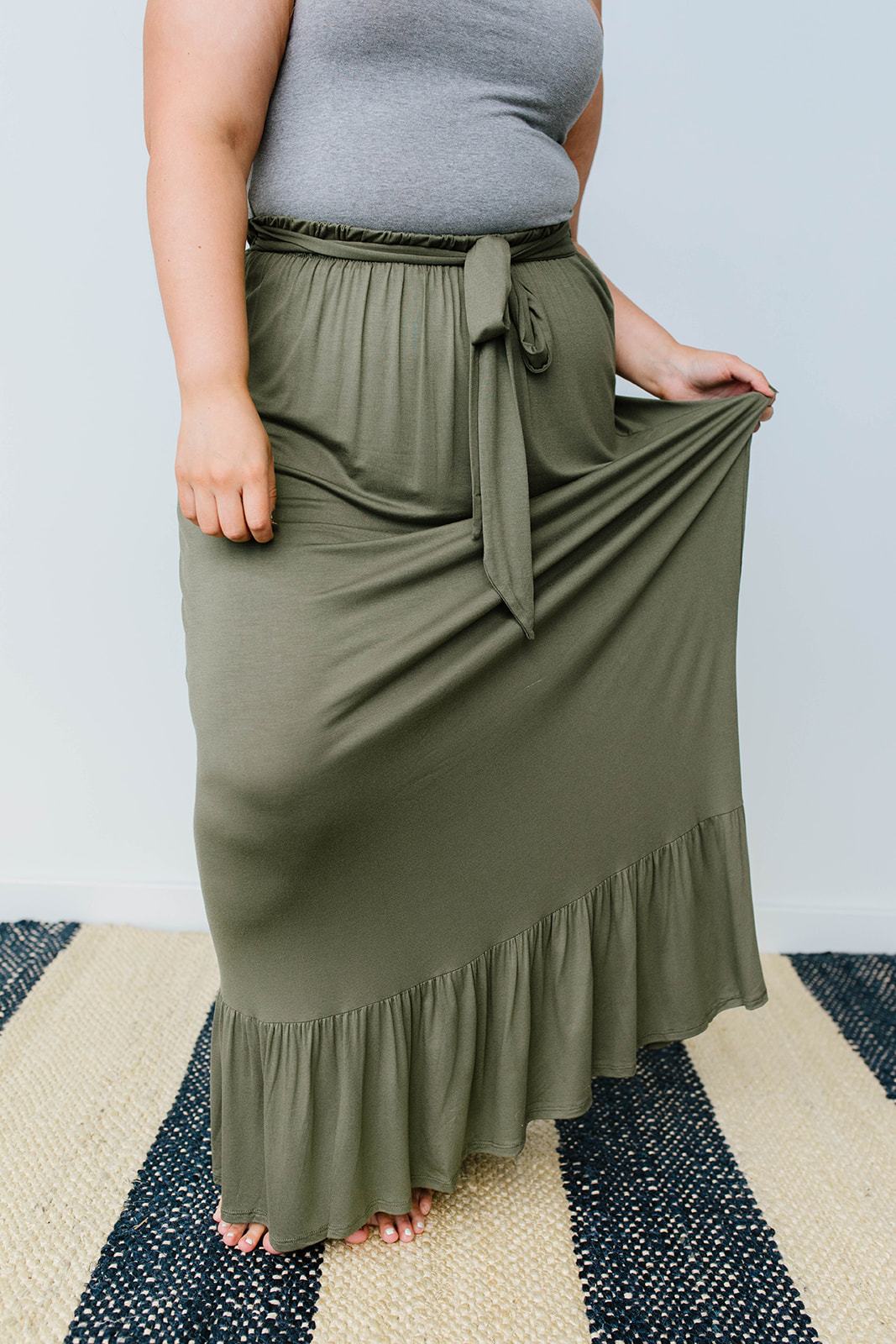 Falling For You Skirt In Olive