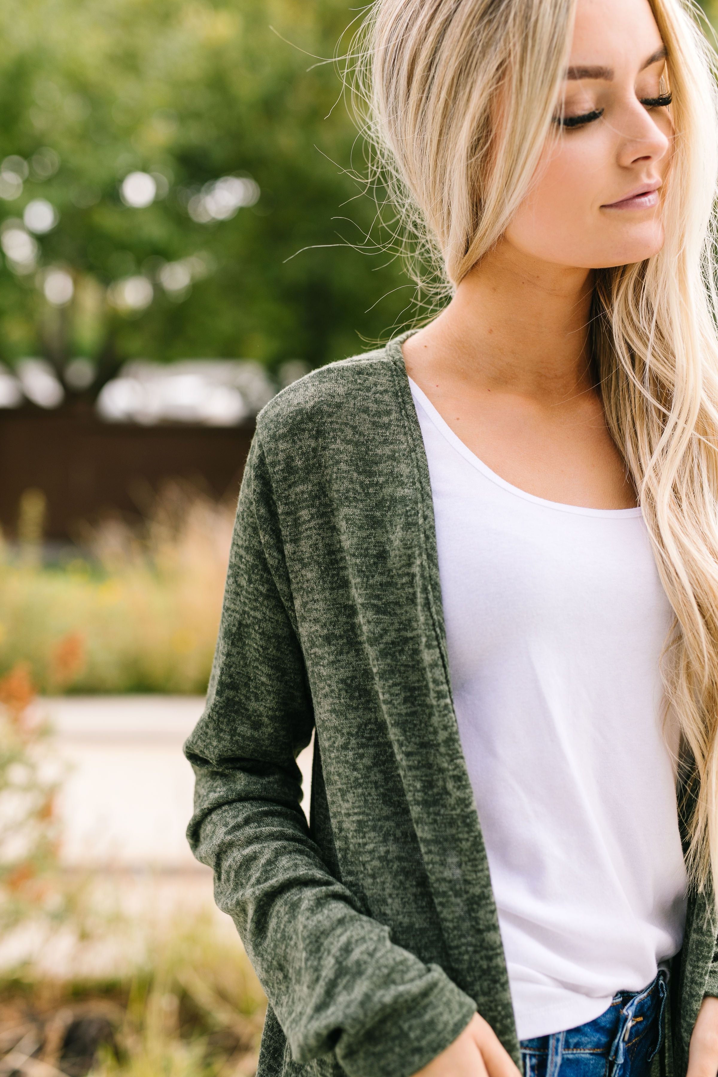Farmer's Market Two-Tone Cardi In Olive