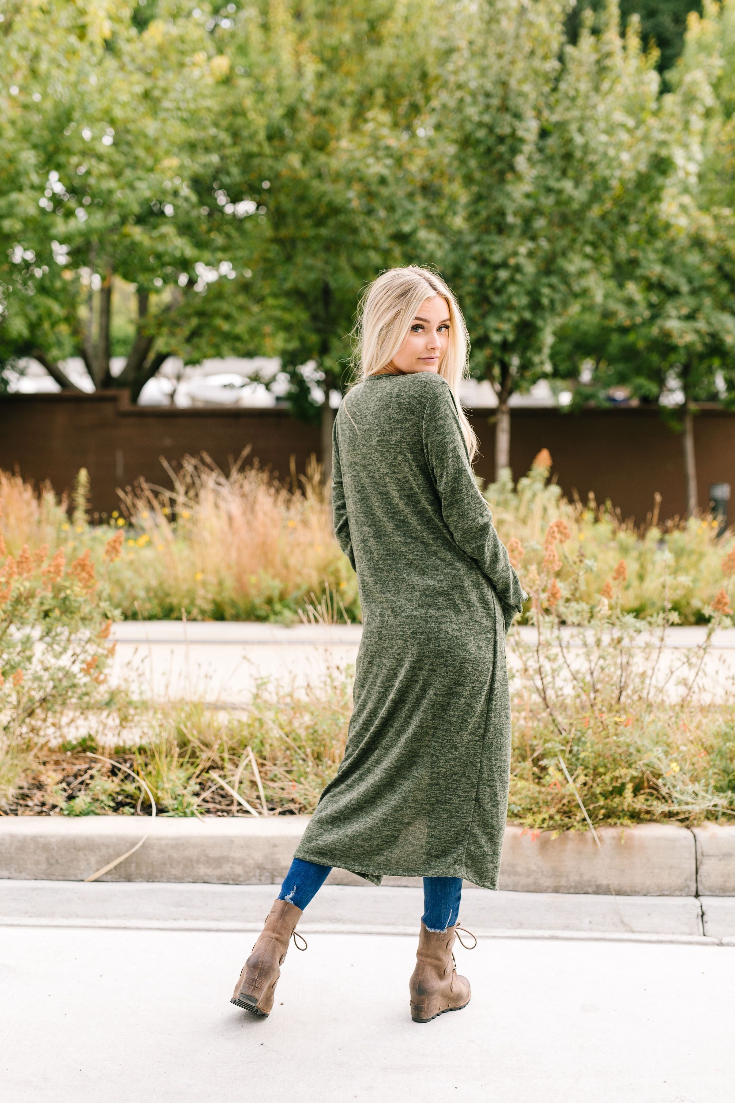 Farmer's Market Two-Tone Cardi In Olive