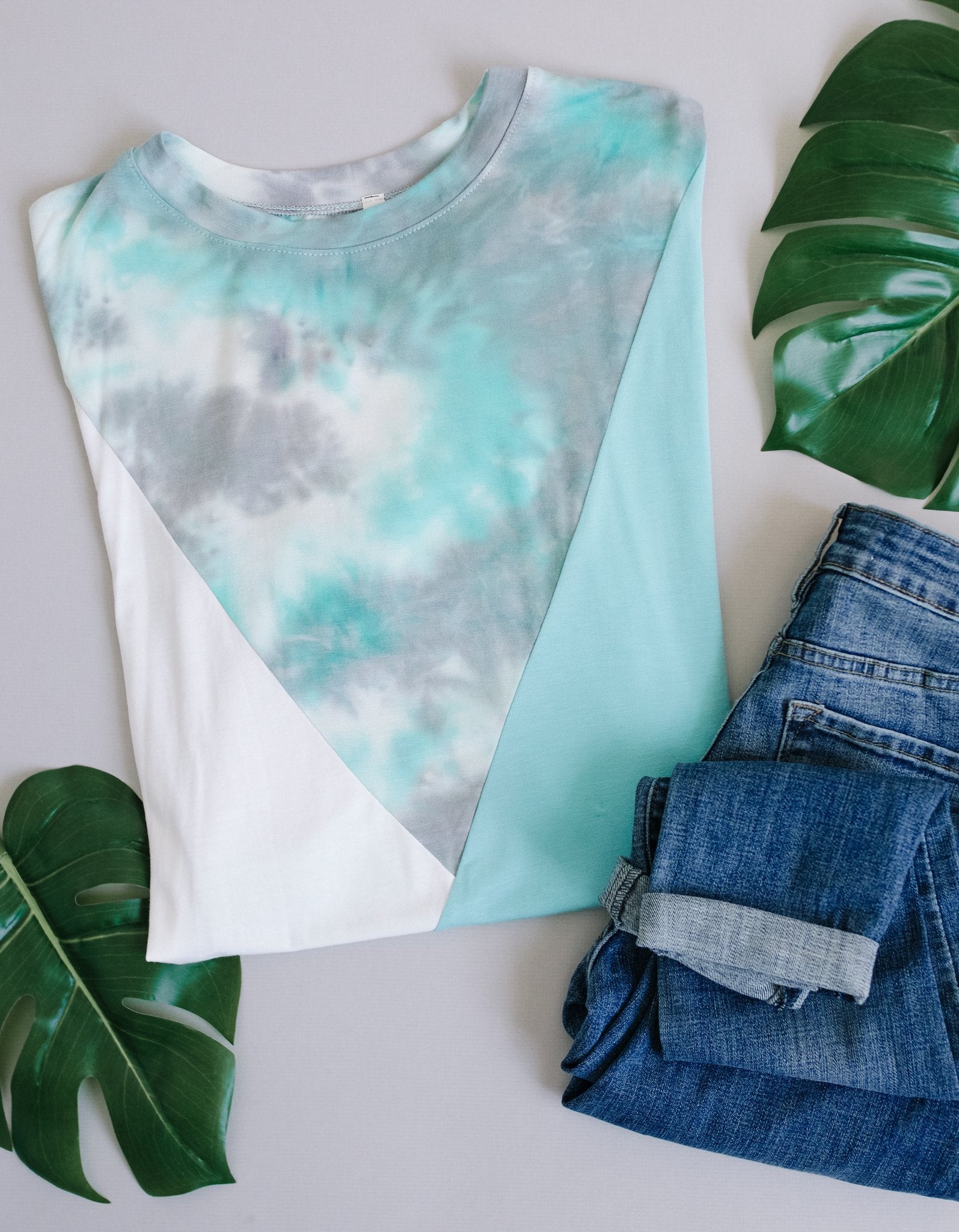 Cool Slice Of Tie Dye Top In Teal