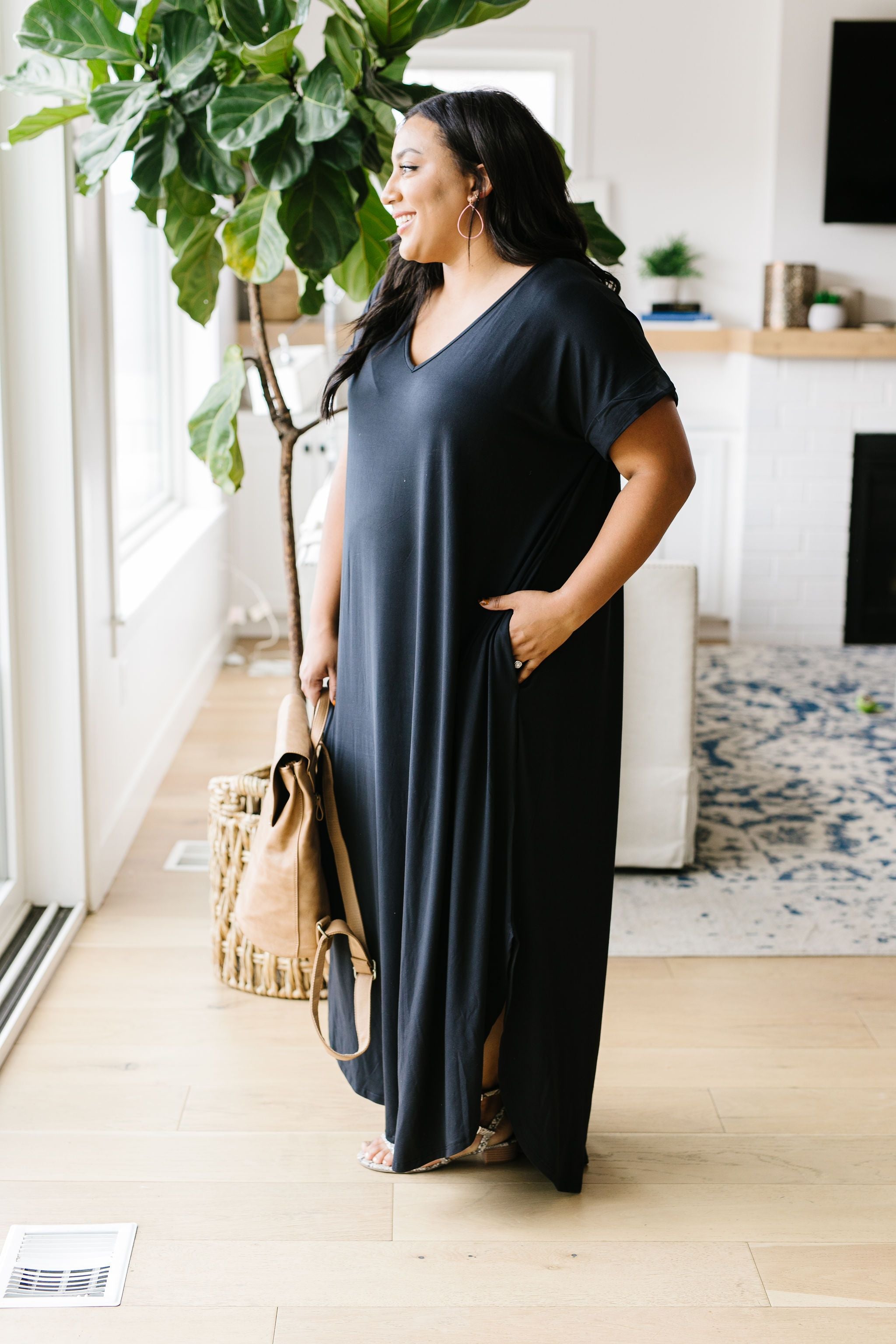 Free And Easy V-Neck Maxi Dress In Black