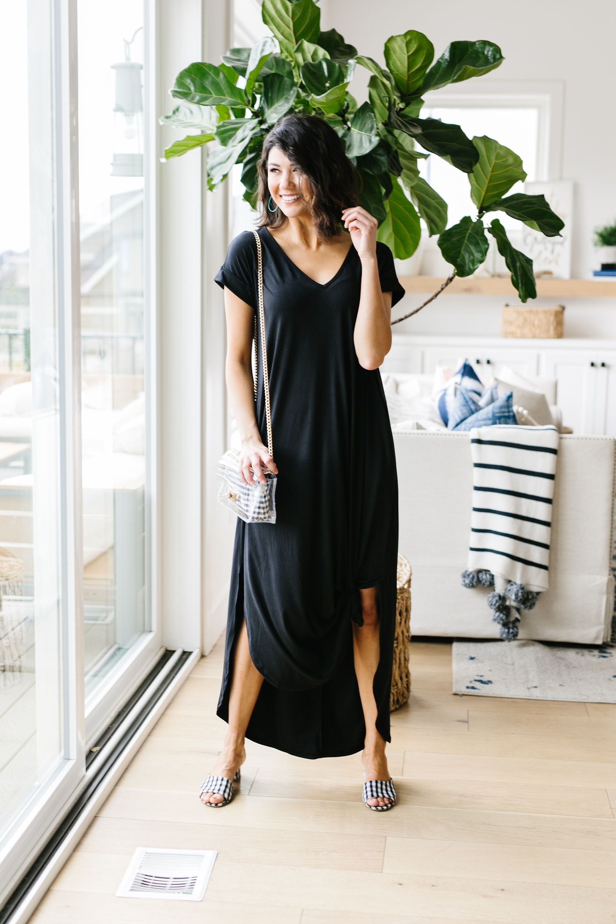 Free And Easy V-Neck Maxi Dress In Black
