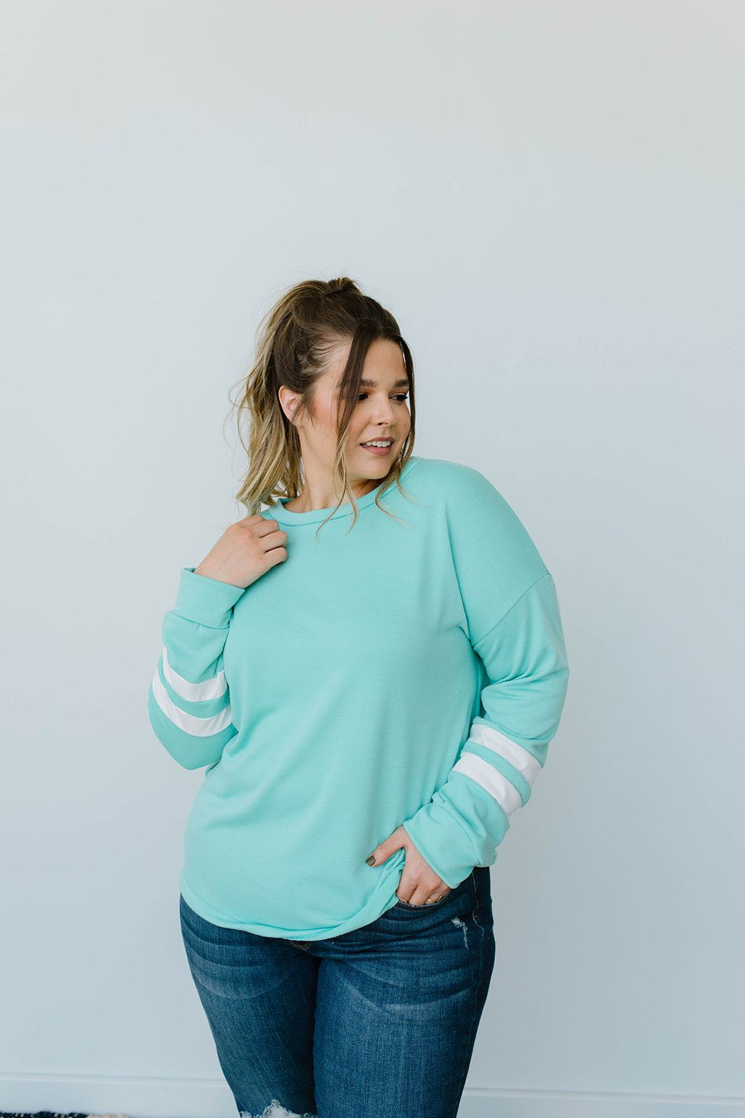 Good Sport Pullover In Aqua