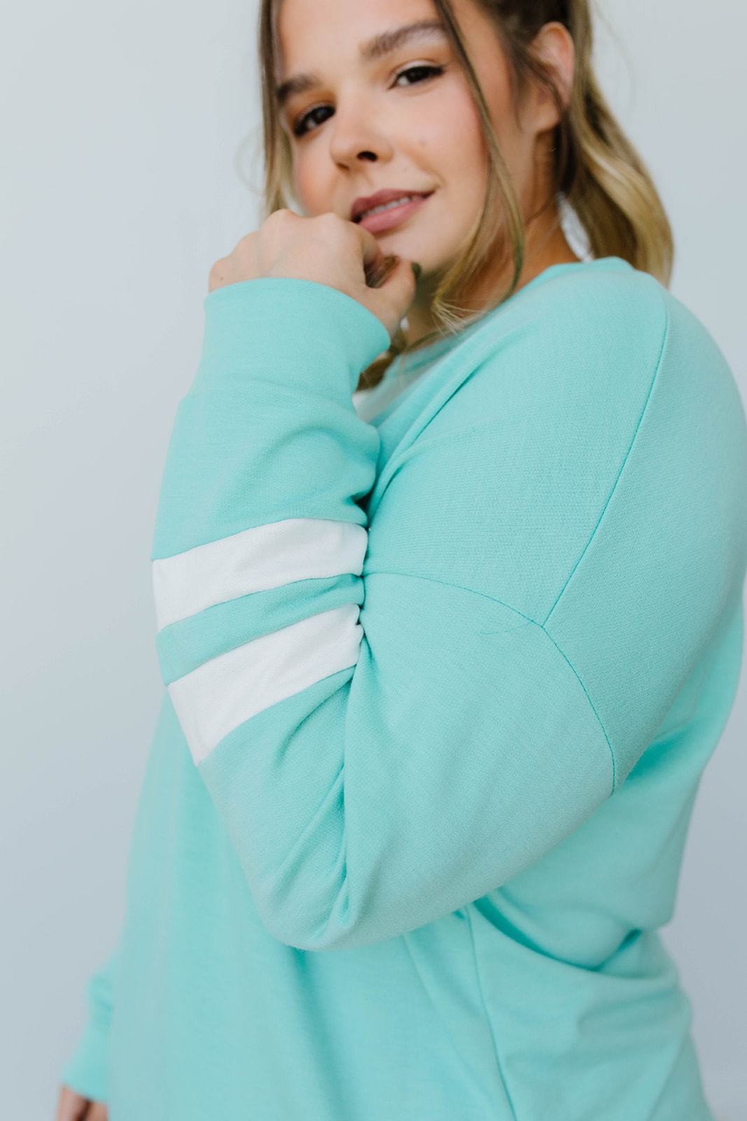Good Sport Pullover In Aqua