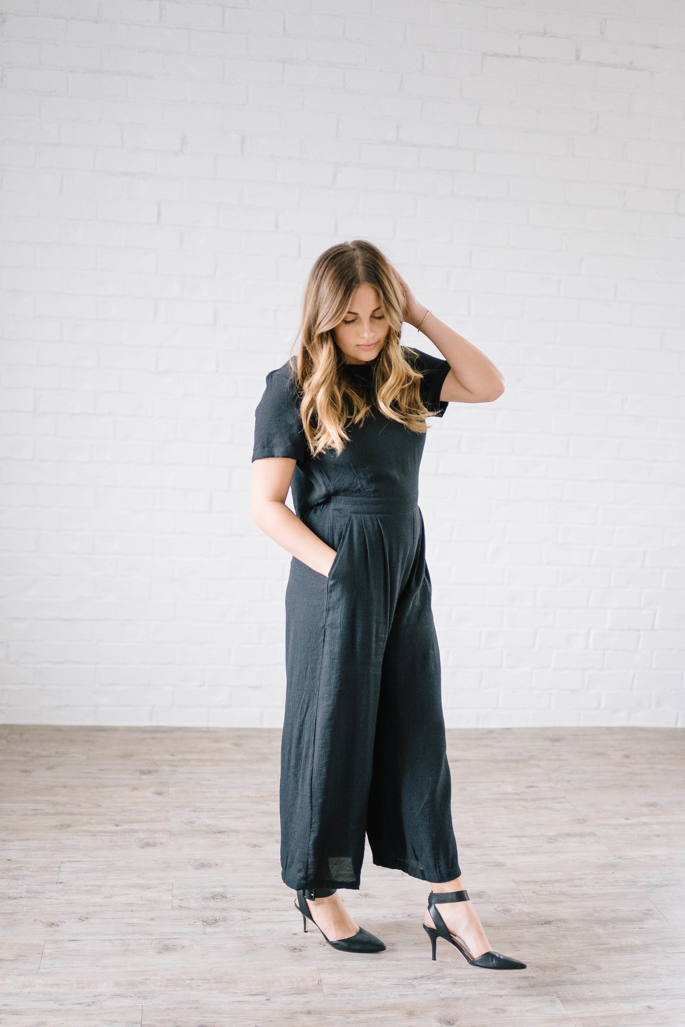 Jump To It in Black