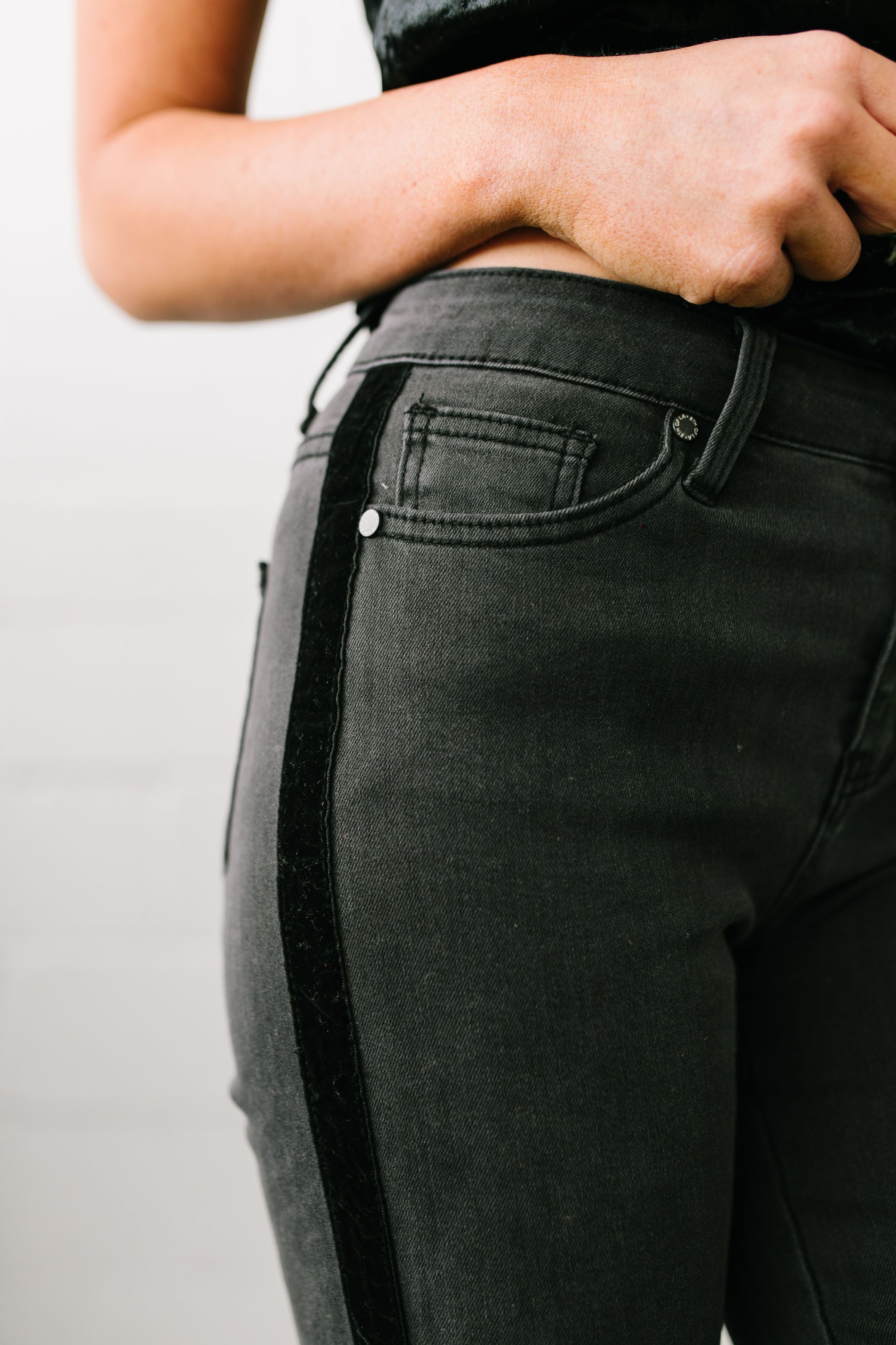 Las Velvet Strip Black Skinny Jeans - ALL SALES FINAL