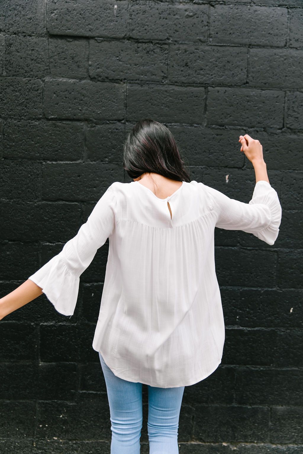 Linen-Like Trumpet Sleeve Blouse In White