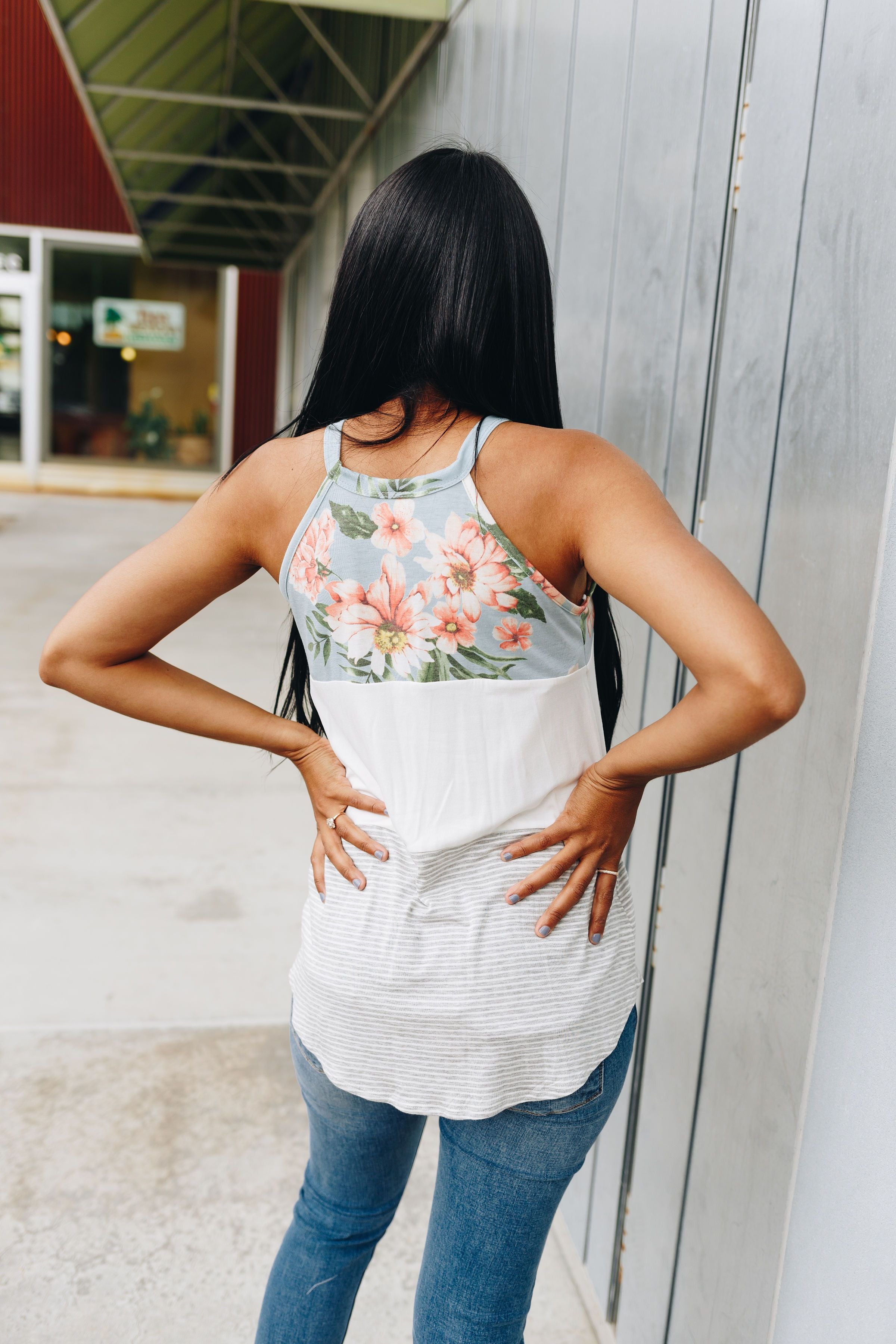Mix It Up Color Block Tank In Mint